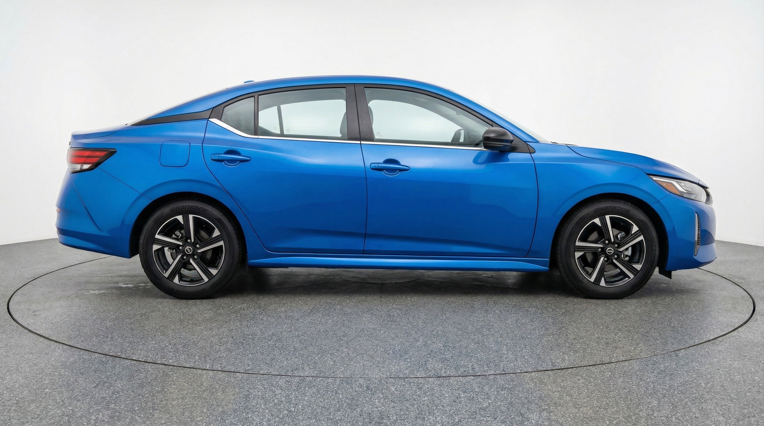 Thumbnail: 2025 Nissan Sentra - 11