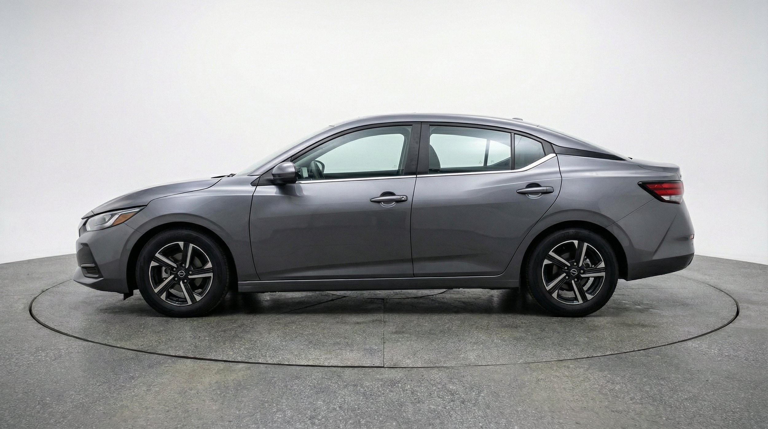 Thumbnail: 2025 Nissan Sentra - 5