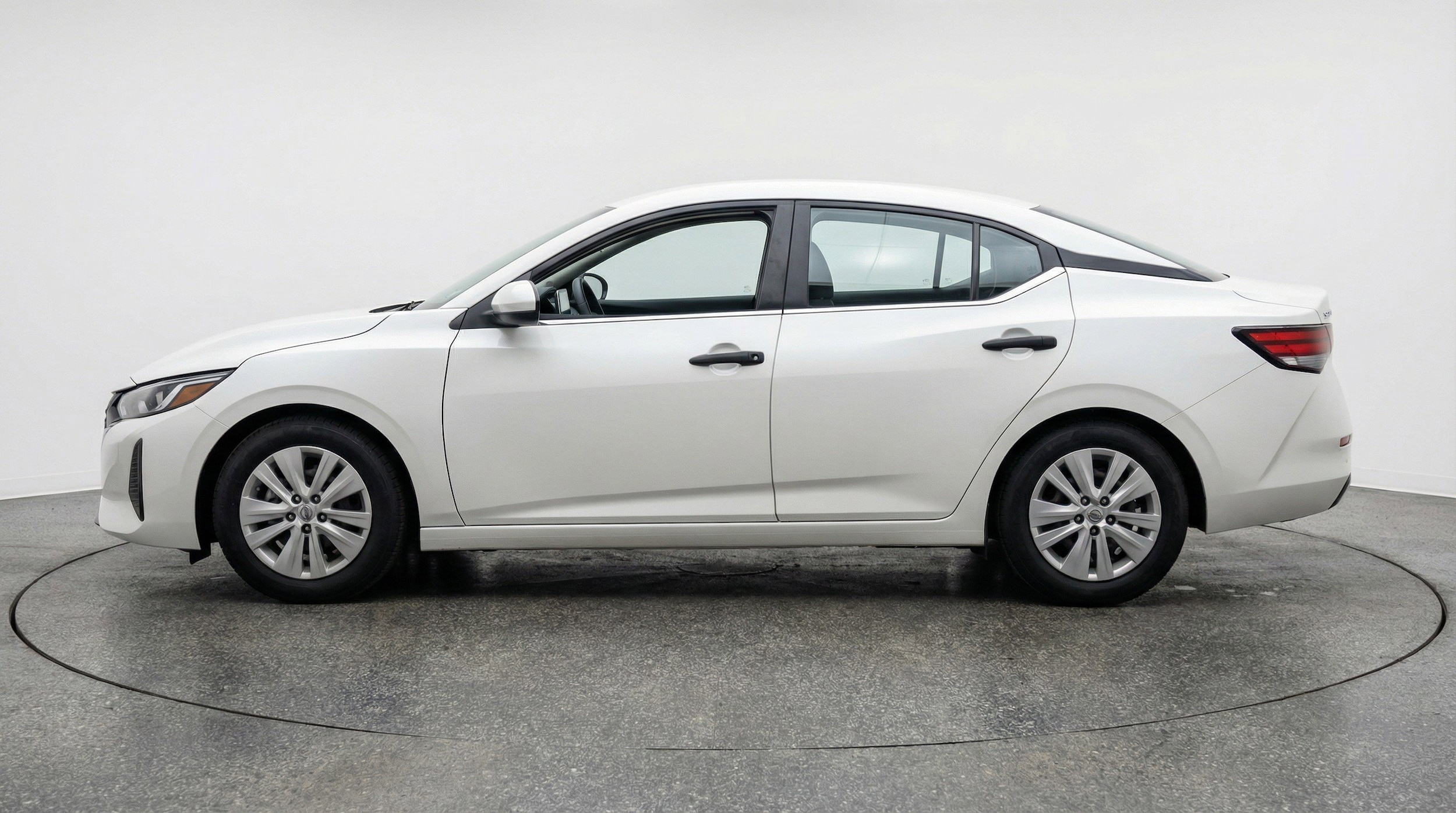 Thumbnail: 2025 Nissan Sentra - 5