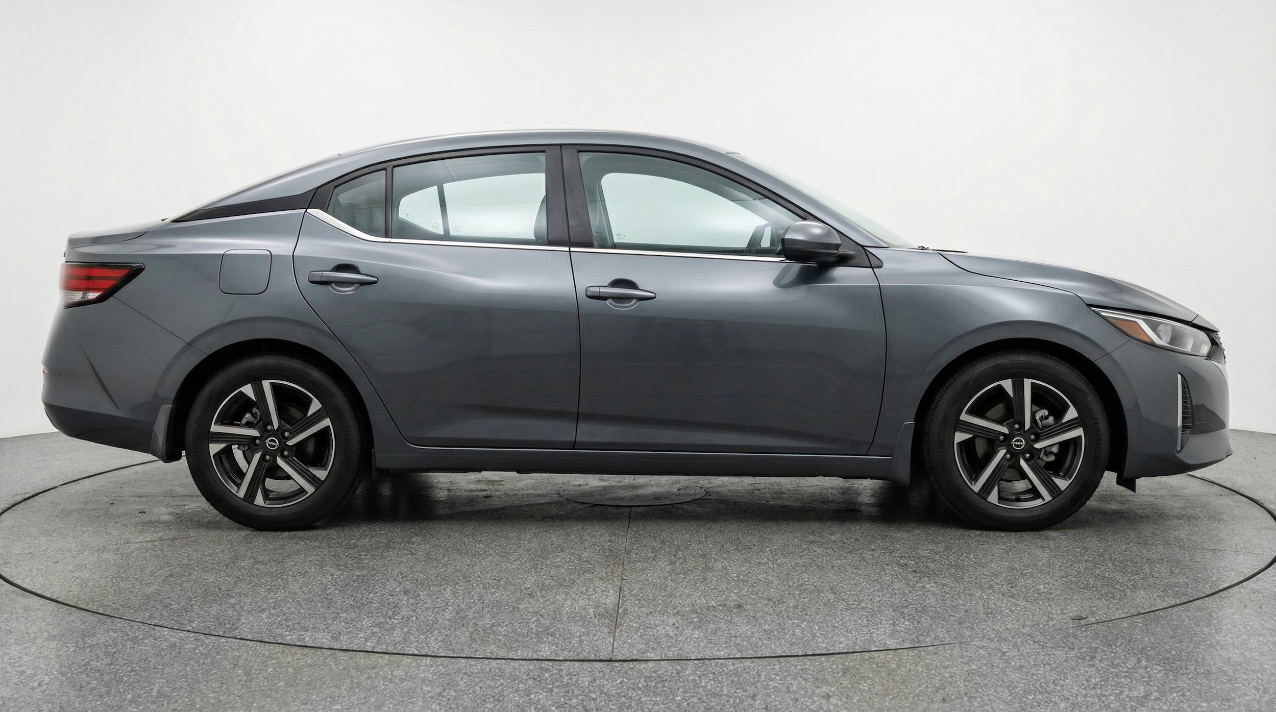 Thumbnail: 2025 Nissan Sentra - 8