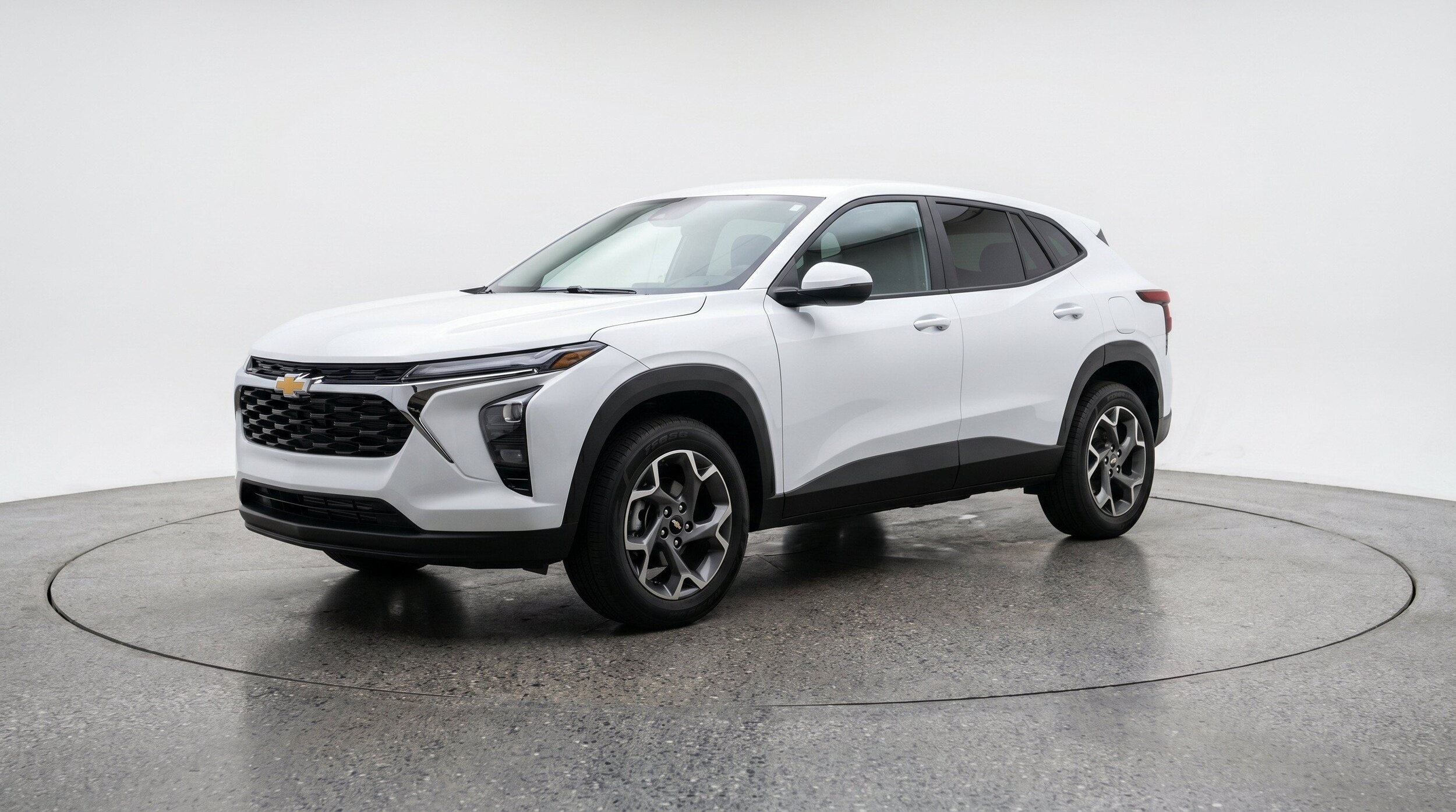 Thumbnail: 2025 Chevrolet Trax - 3