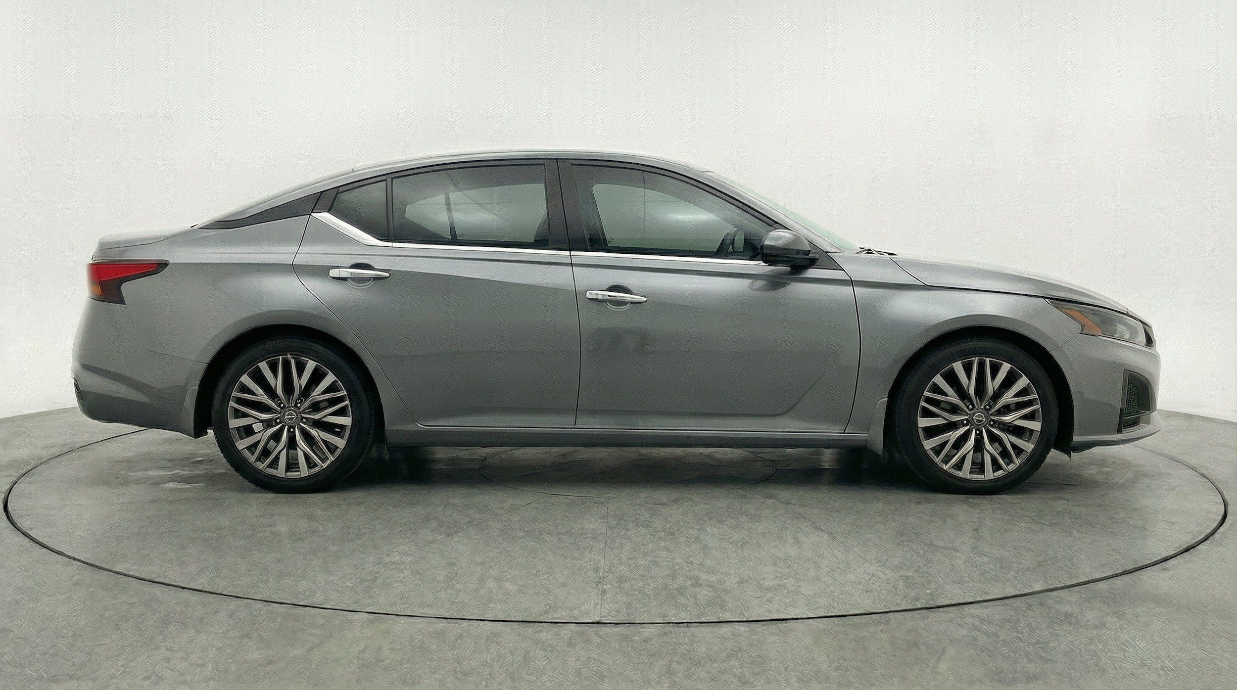Thumbnail: 2025 Nissan Altima - 11
