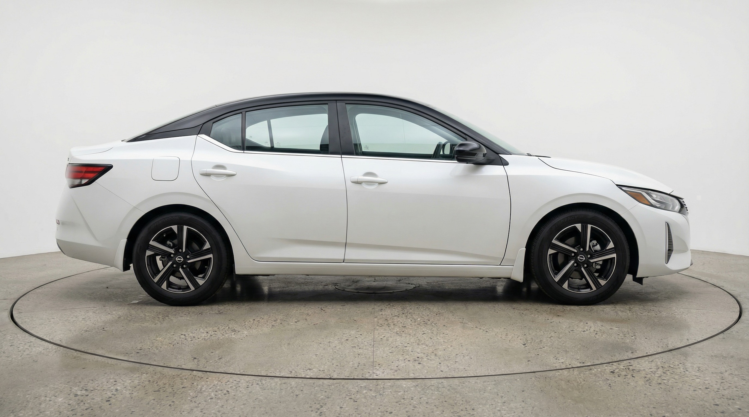 Thumbnail: 2025 Nissan Sentra - 8