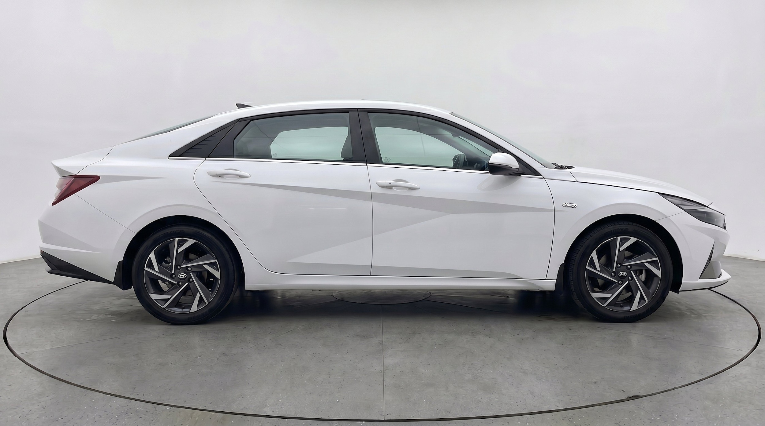Thumbnail: 2025 Hyundai Elantra - 11