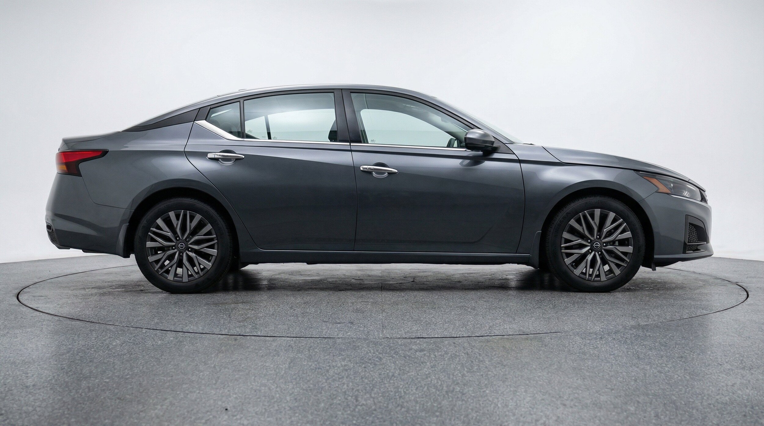 Thumbnail: 2025 Nissan Altima - 11