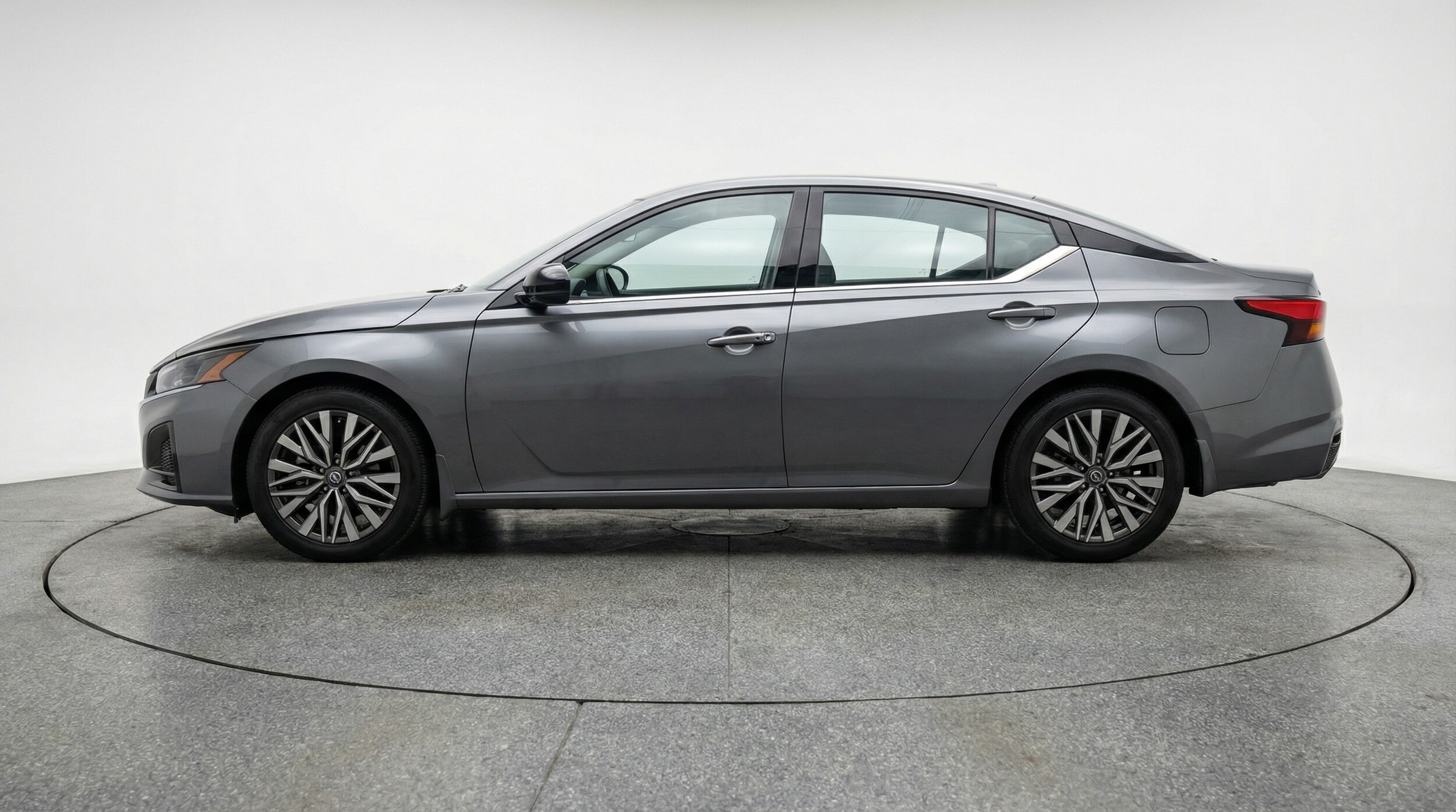 Thumbnail: 2025 Nissan Altima - 4