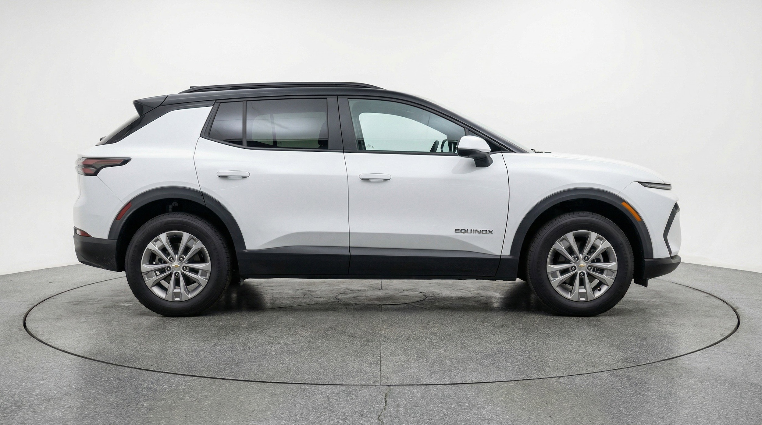 Thumbnail: 2025 Chevrolet Equinox - 11