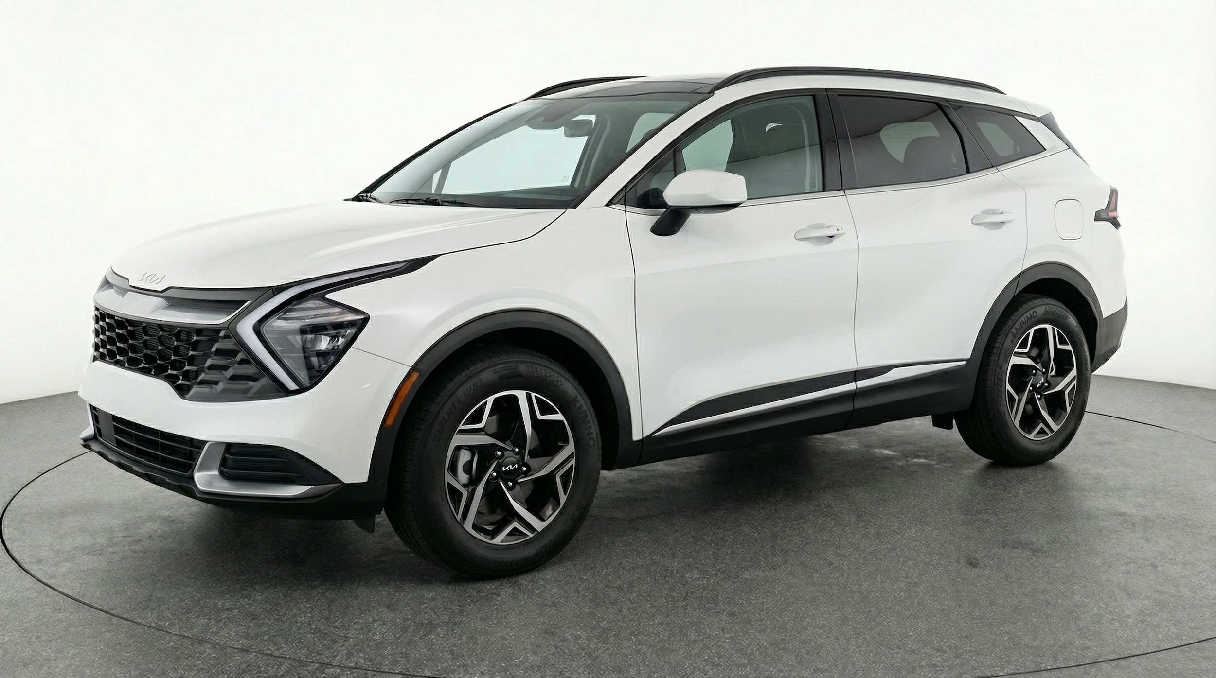 Thumbnail: 2025 Kia Sportage - 3