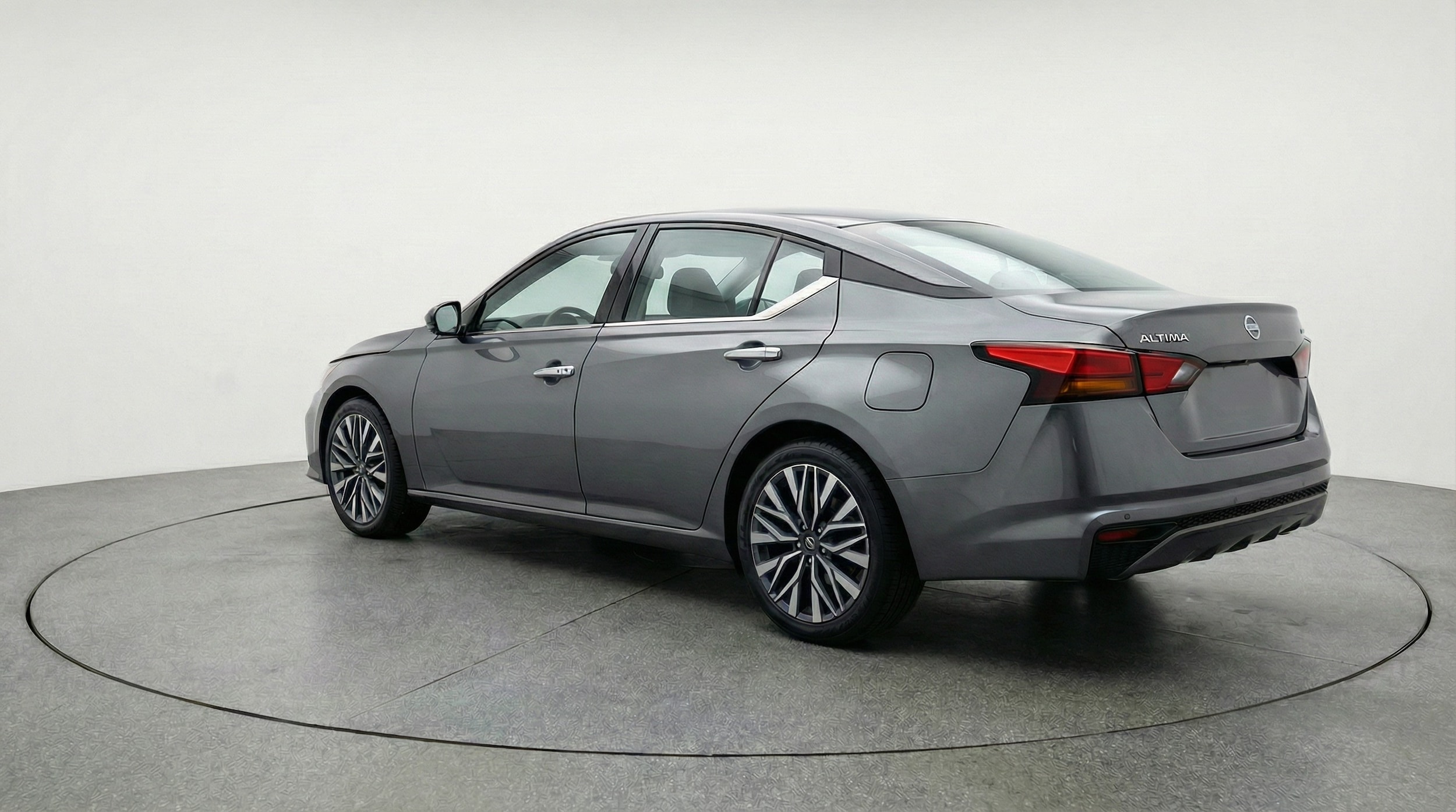 Thumbnail: 2025 Nissan Altima - 5