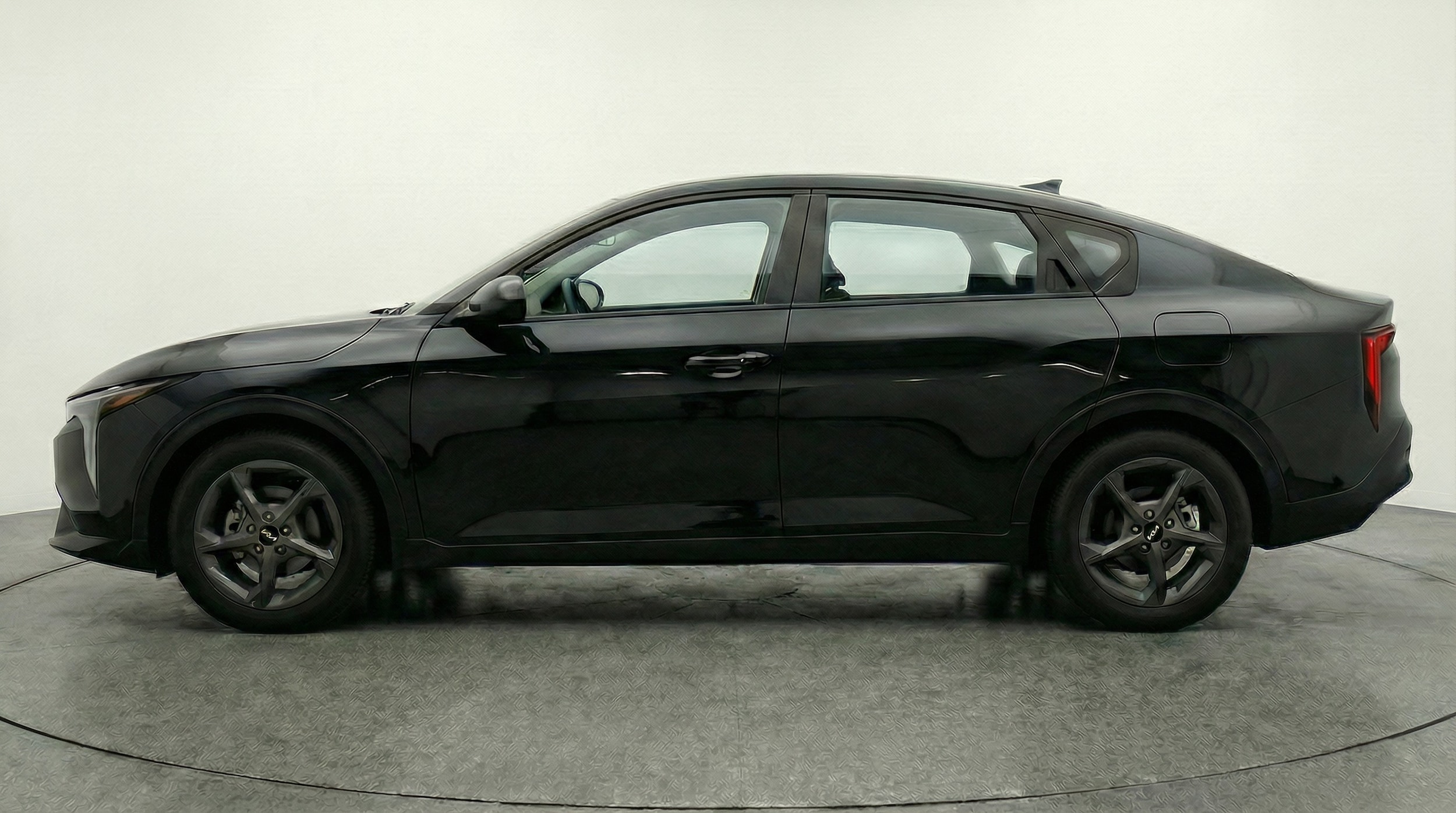 Thumbnail: 2025 Kia K4 - 4