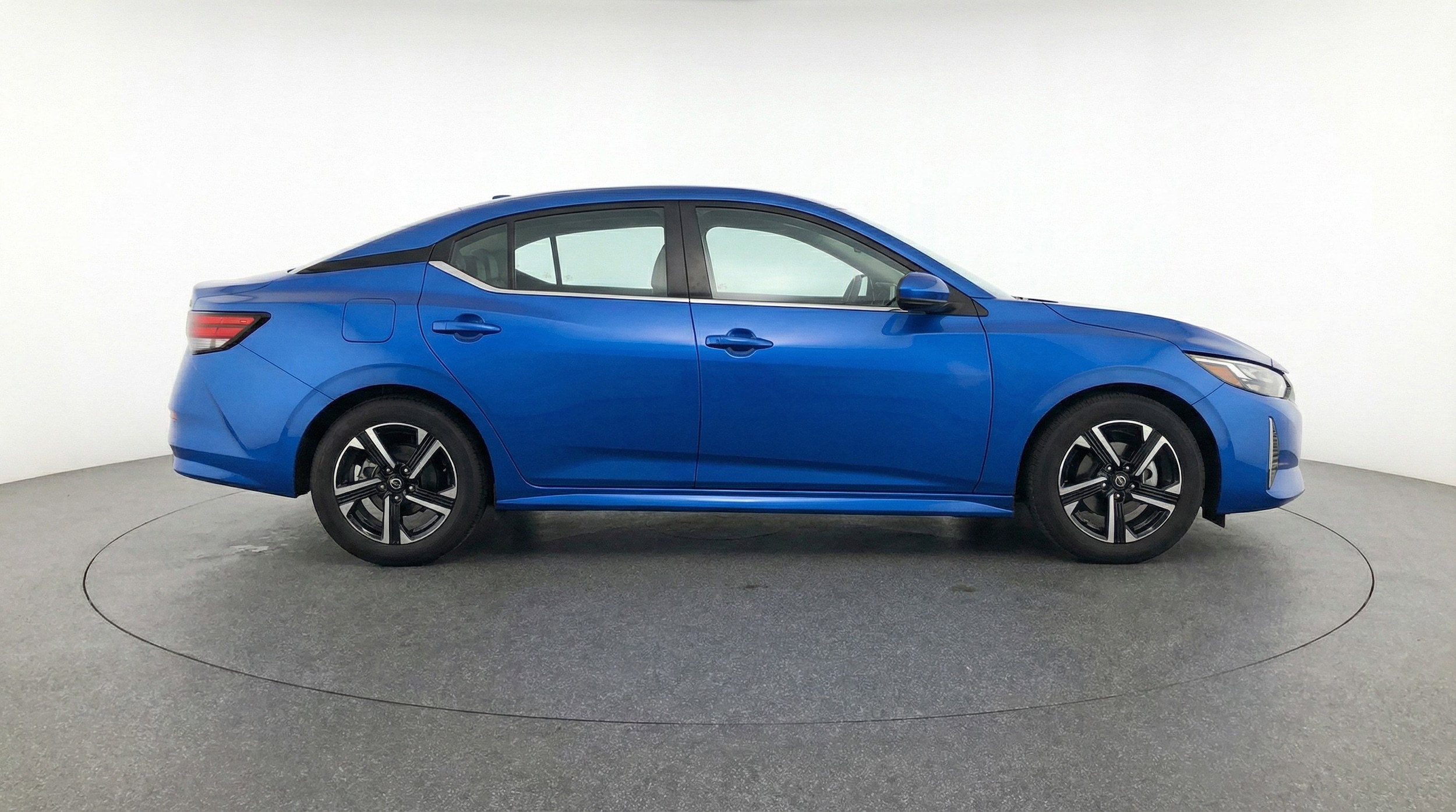 Thumbnail: 2025 Nissan Sentra - 11