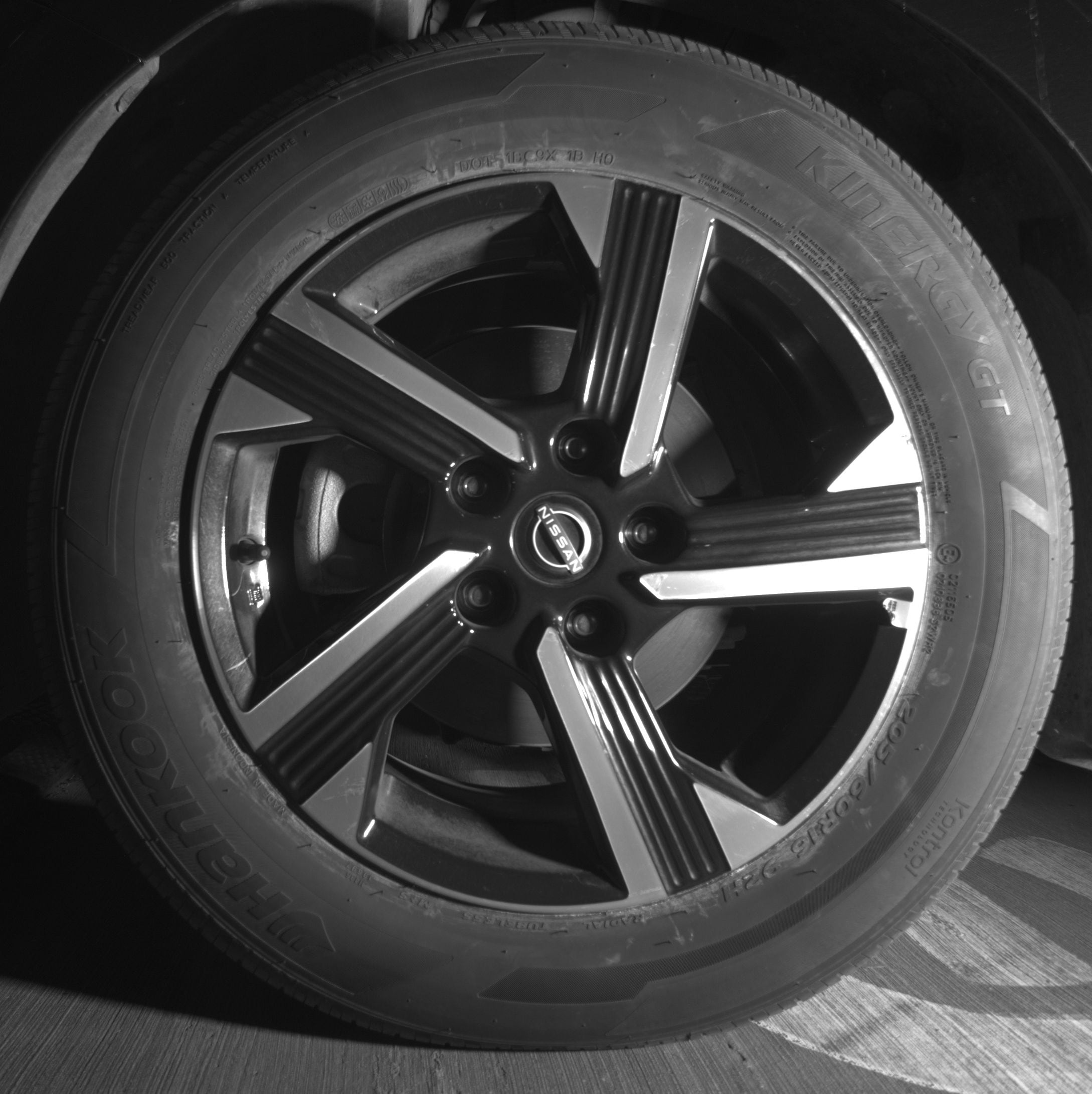 Thumbnail: 2025 Nissan Sentra - 9