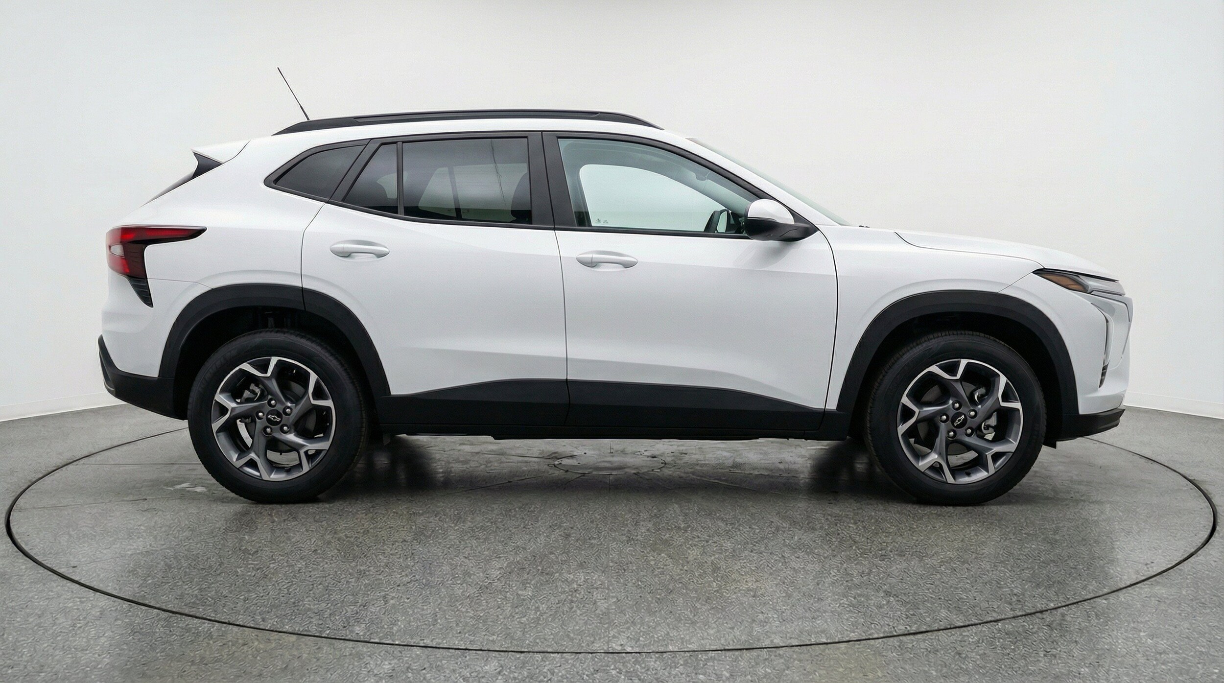 Thumbnail: 2025 Chevrolet Trax - 11