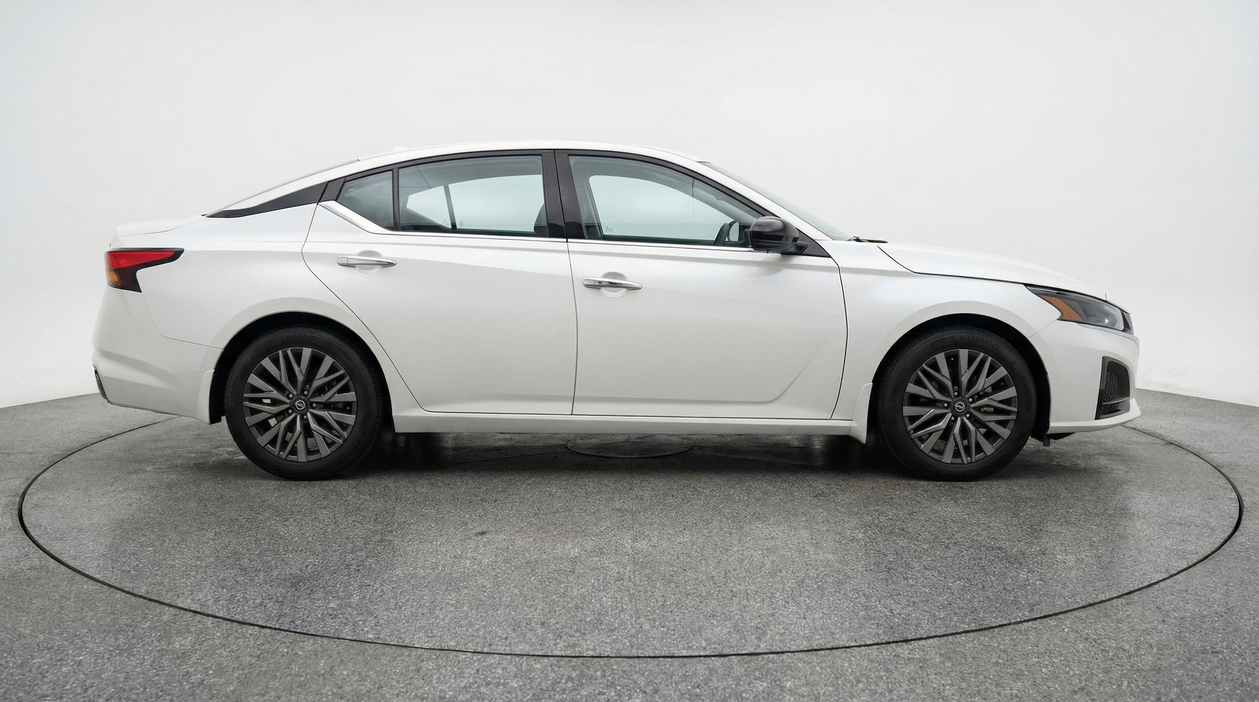 Thumbnail: 2025 Nissan Altima - 11