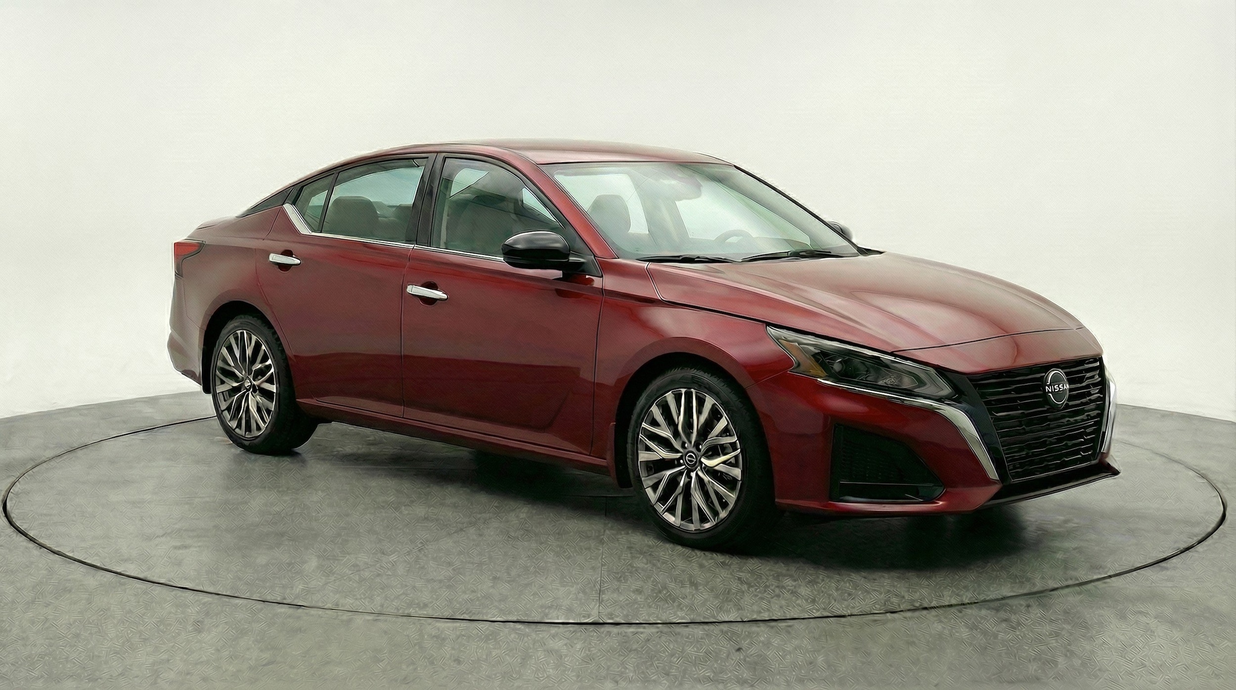 Thumbnail: 2025 Nissan Altima - 3