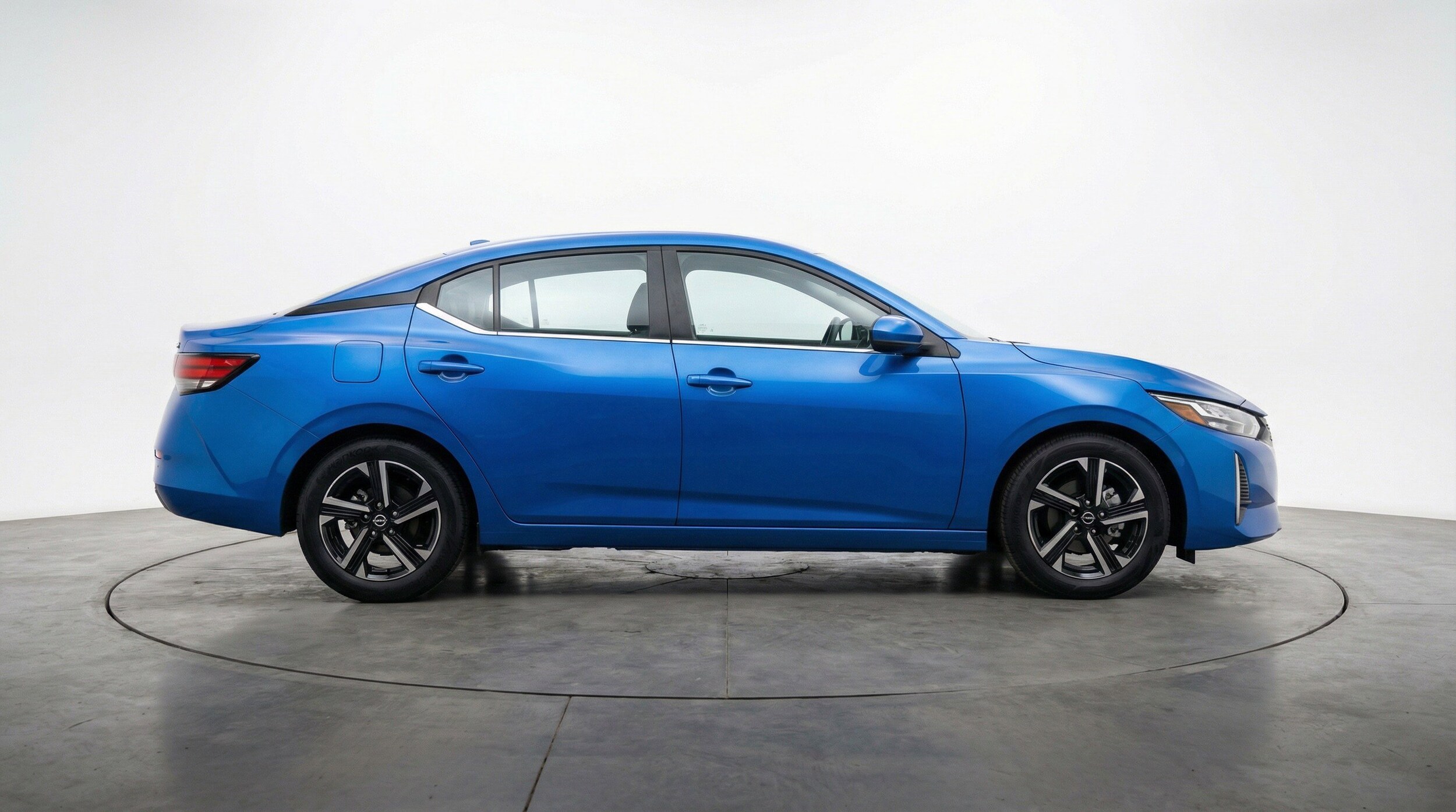 Thumbnail: 2025 Nissan Sentra - 11