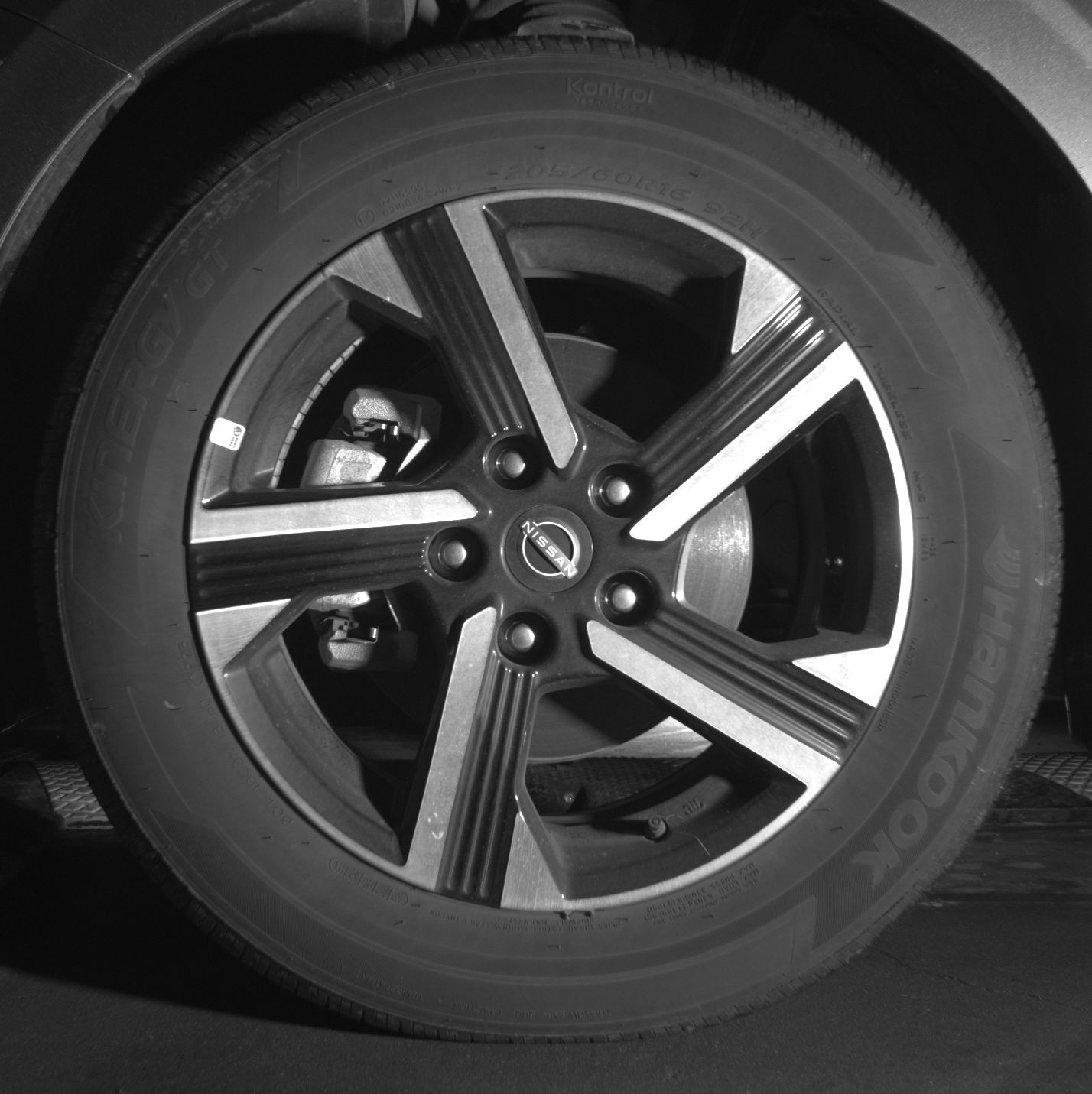 Thumbnail: 2025 Nissan Sentra - 9