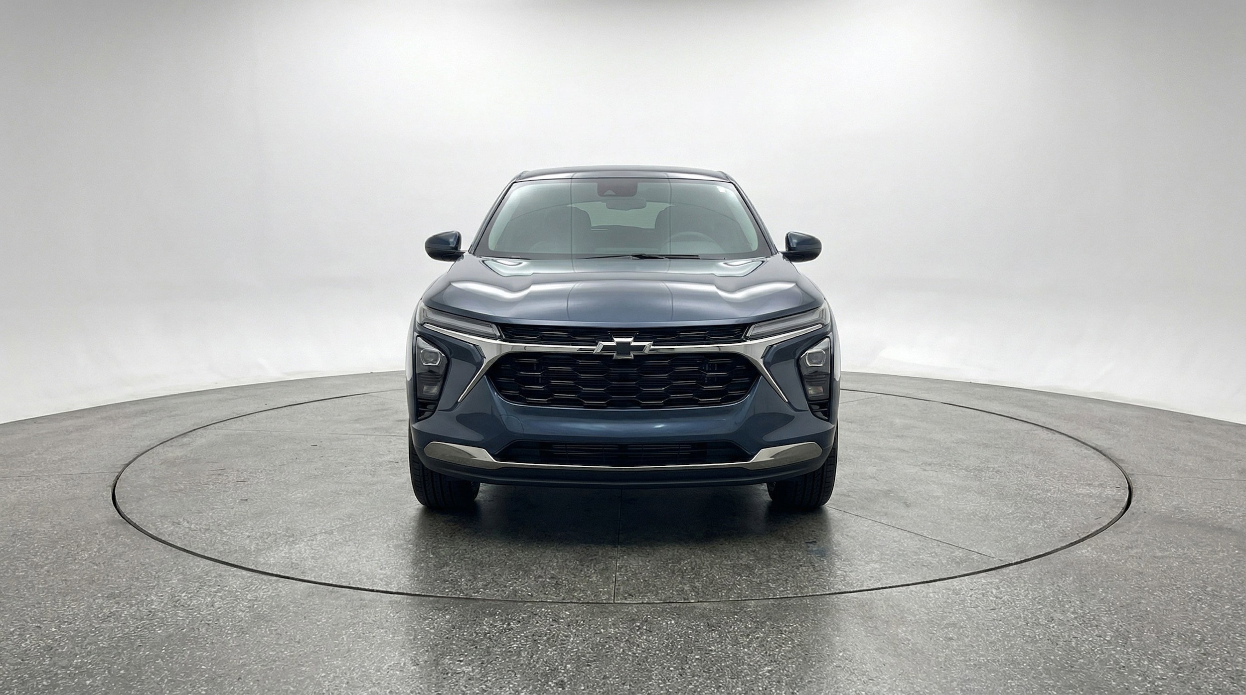 Thumbnail: 2025 Chevrolet Trax - 2