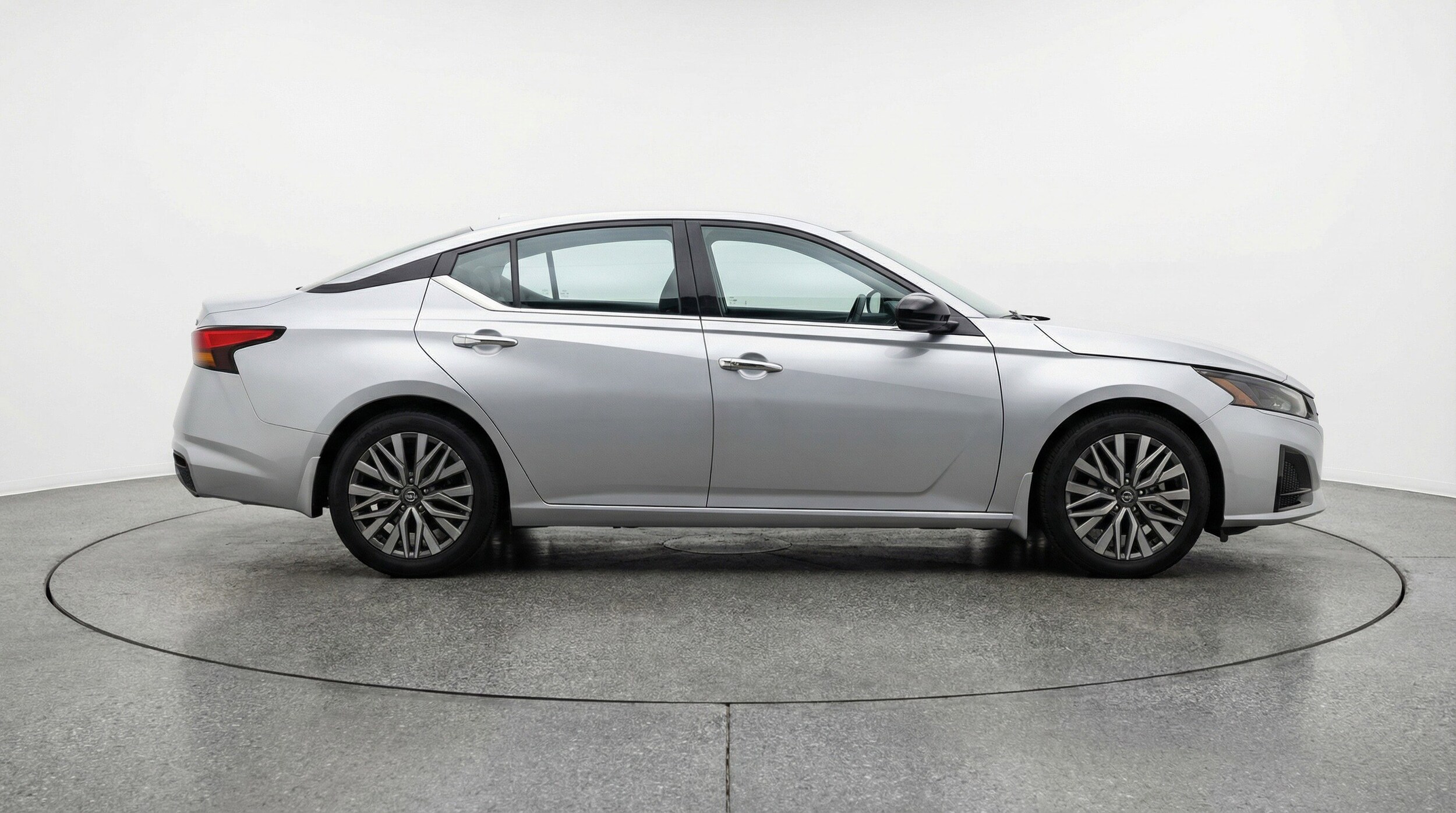 Thumbnail: 2025 Nissan Altima - 11