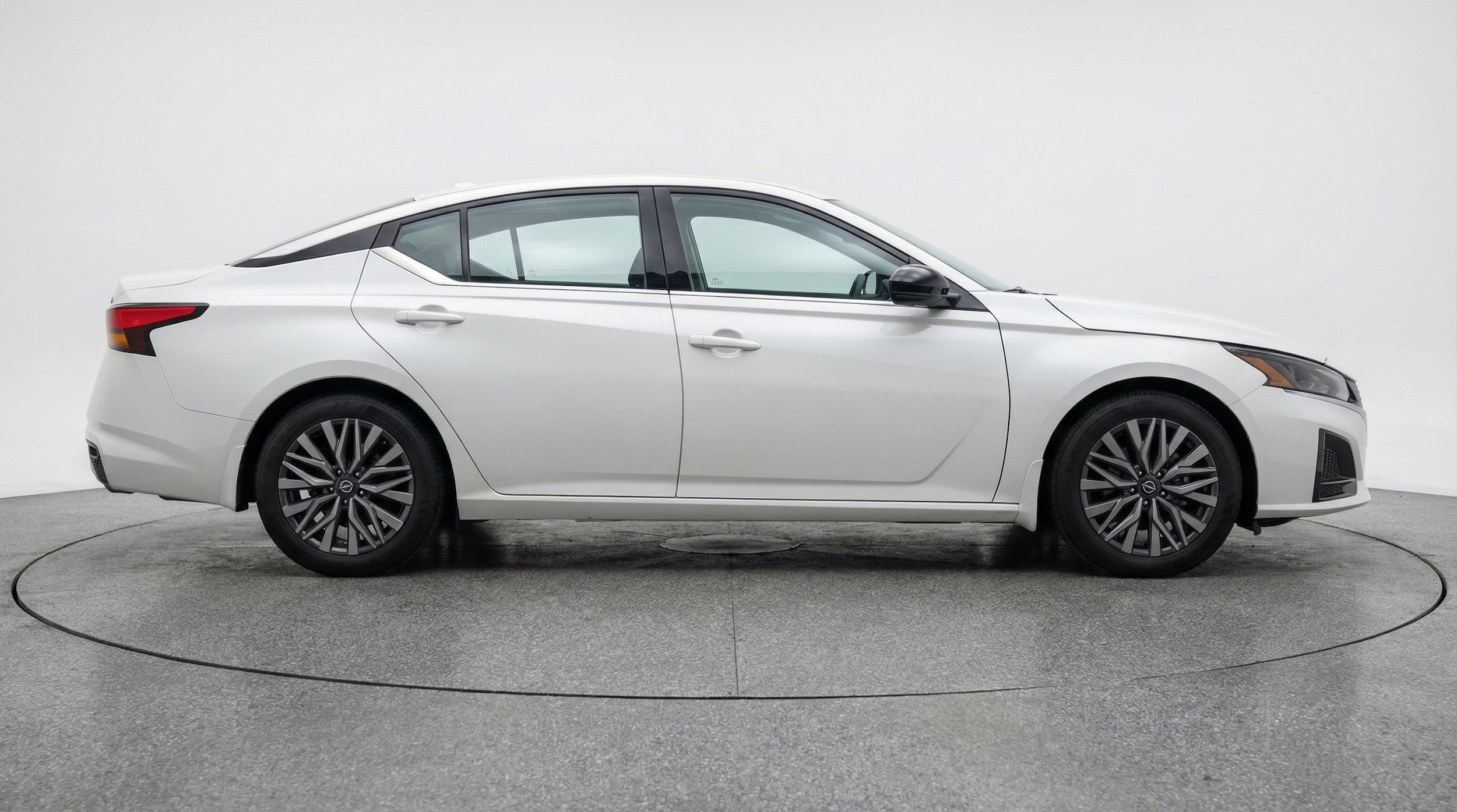 Thumbnail: 2025 Nissan Altima - 11