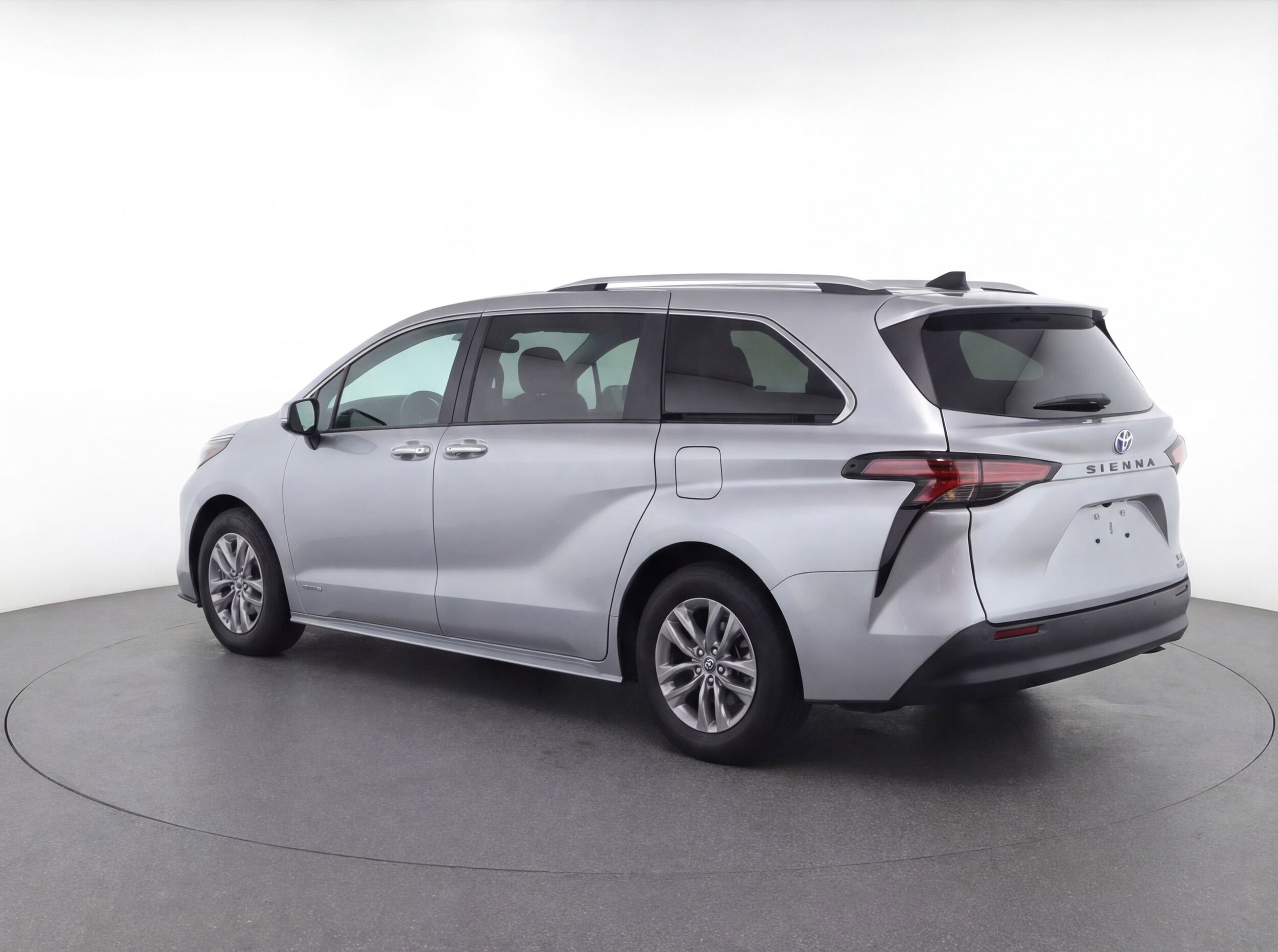 Thumbnail: 2024 Toyota Sienna - 6