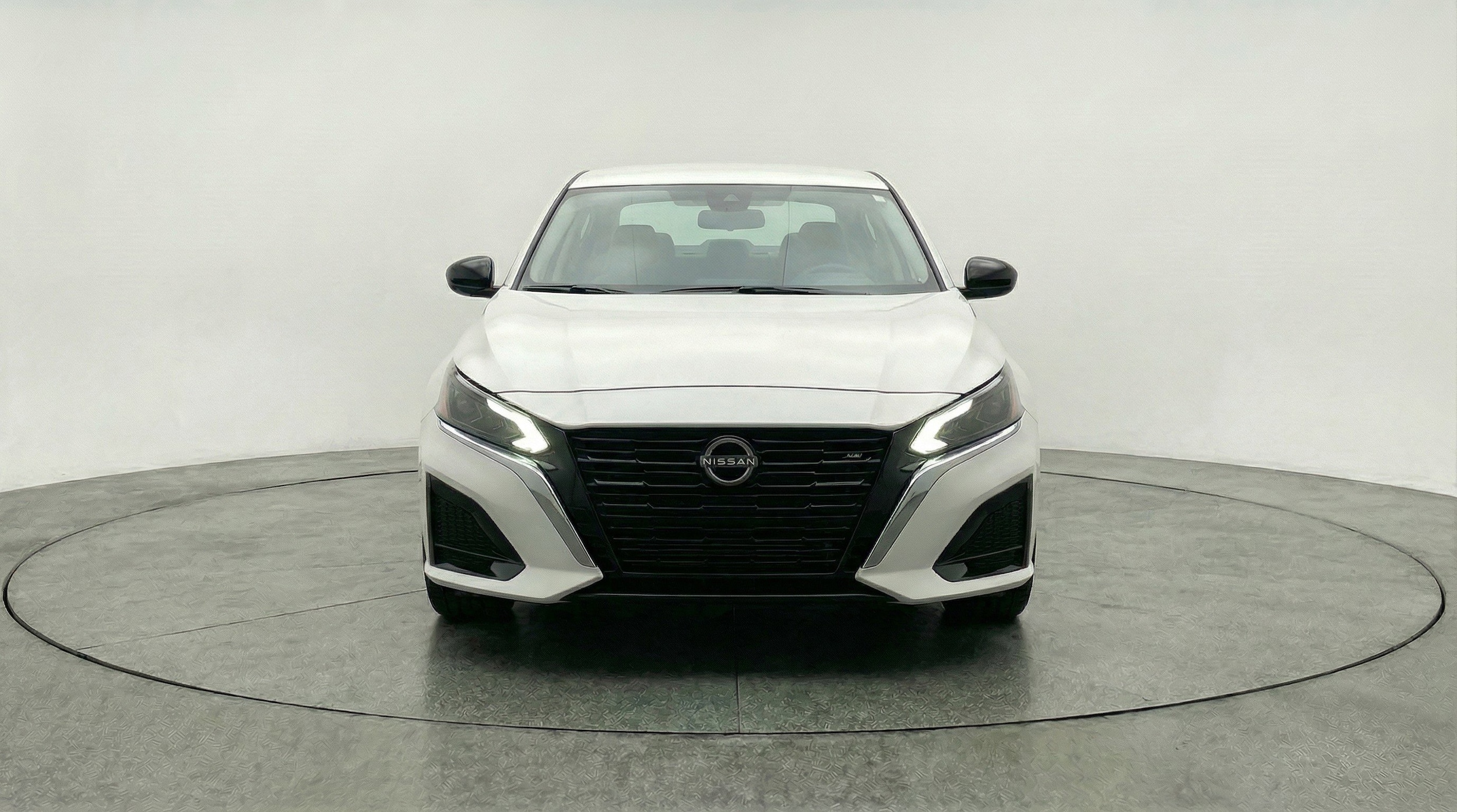 Thumbnail: 2025 Nissan Altima - 2