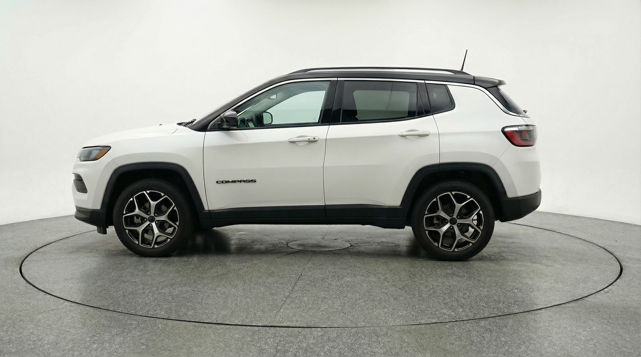 Thumbnail: 2025 Jeep Compass - 4
