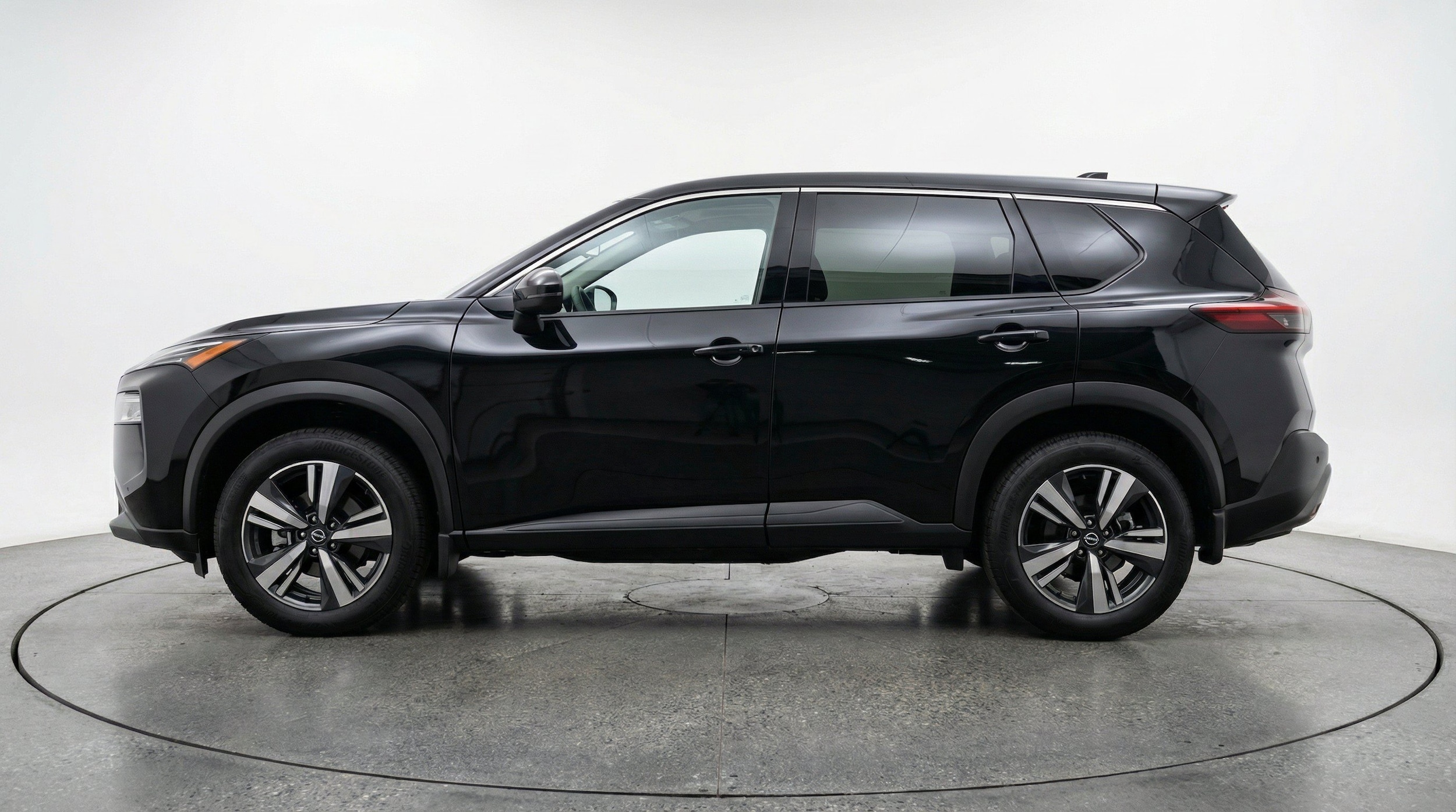 Thumbnail: 2026 Nissan Rogue - 5