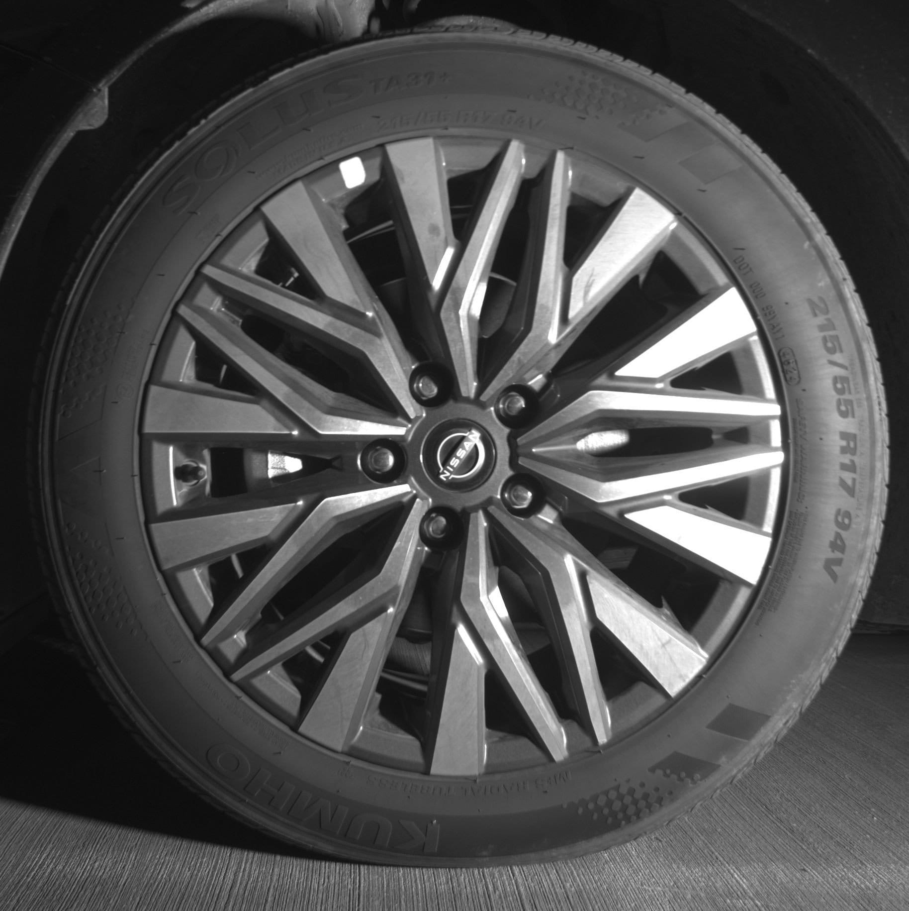 Thumbnail: 2025 Nissan Altima - 12