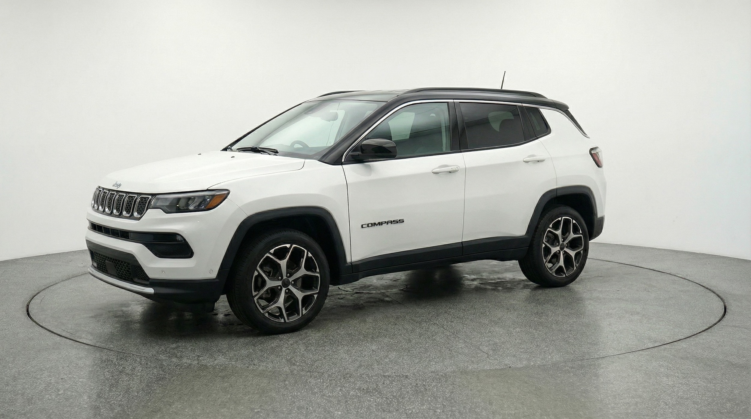 Thumbnail: 2025 Jeep Compass - 3