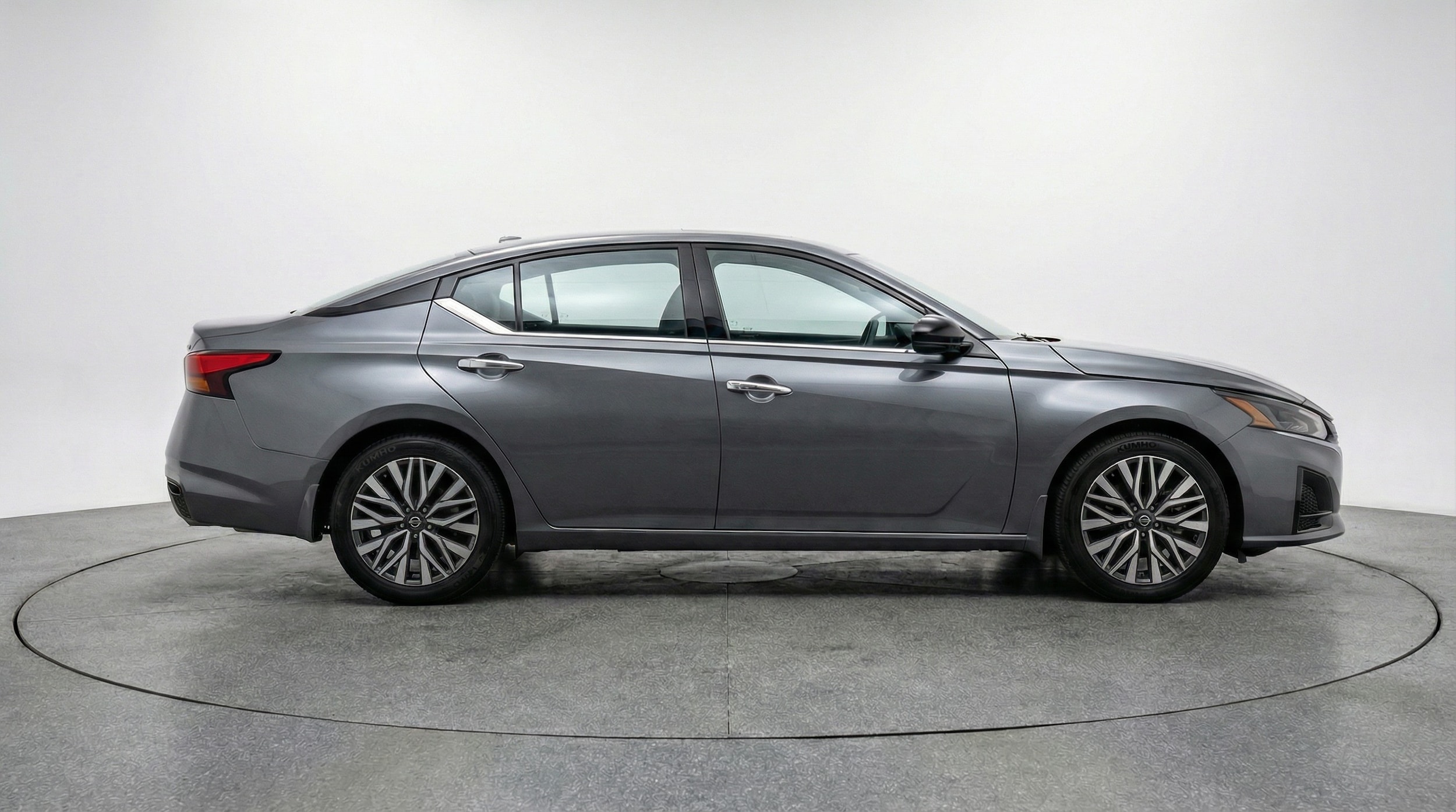 Thumbnail: 2025 Nissan Altima - 8