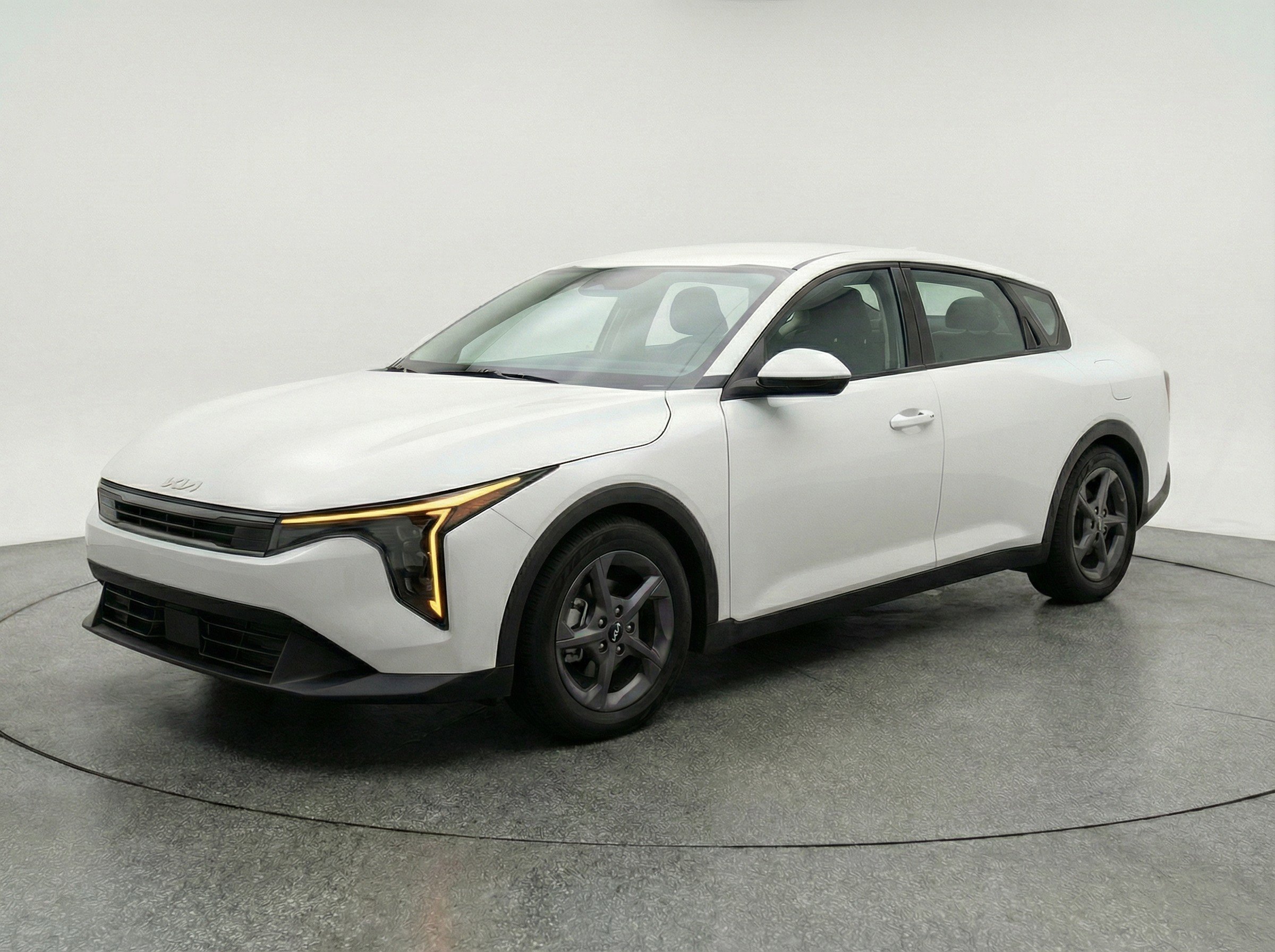 Thumbnail: 2025 Kia K4 - 3
