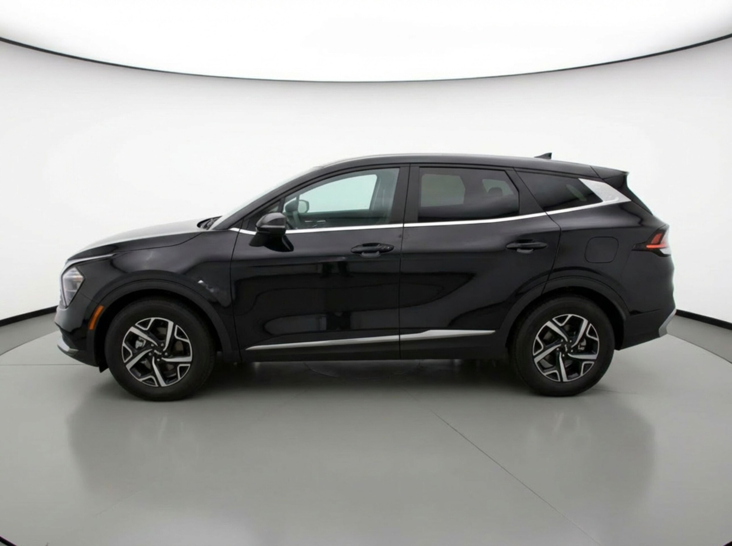 Thumbnail: 2025 Kia Sportage - 4