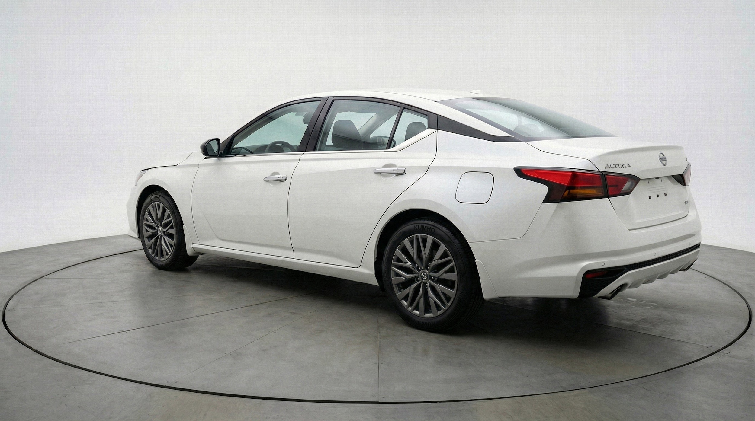 Thumbnail: 2025 Nissan Altima - 6