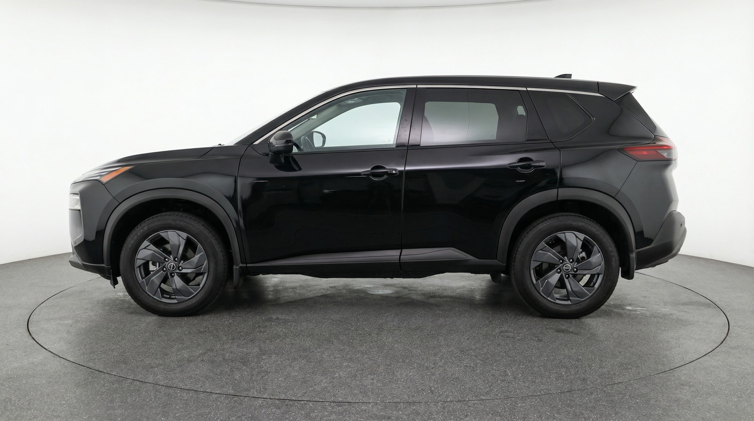 Thumbnail: 2025 Nissan Rogue - 4