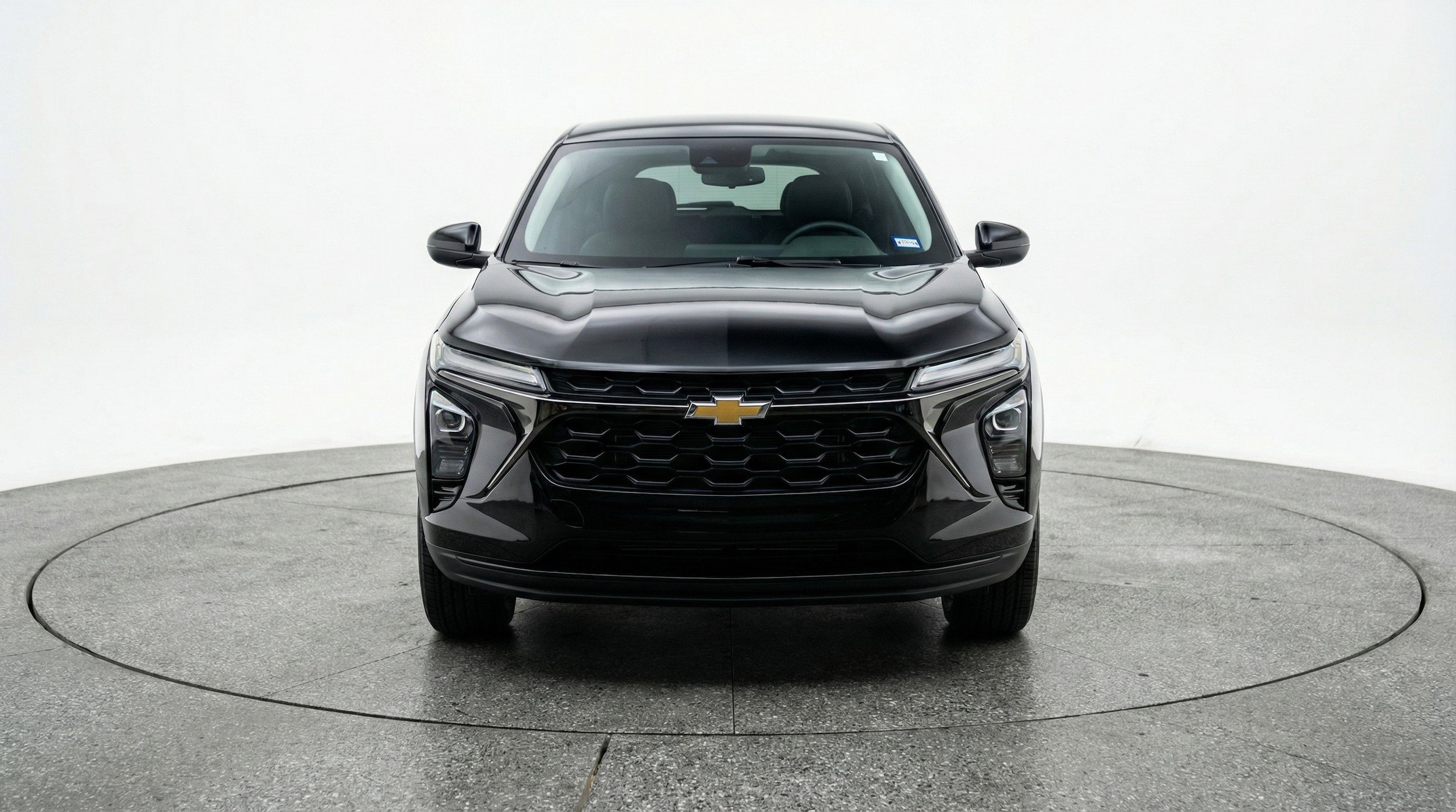 Thumbnail: 2025 Chevrolet Trax - 2