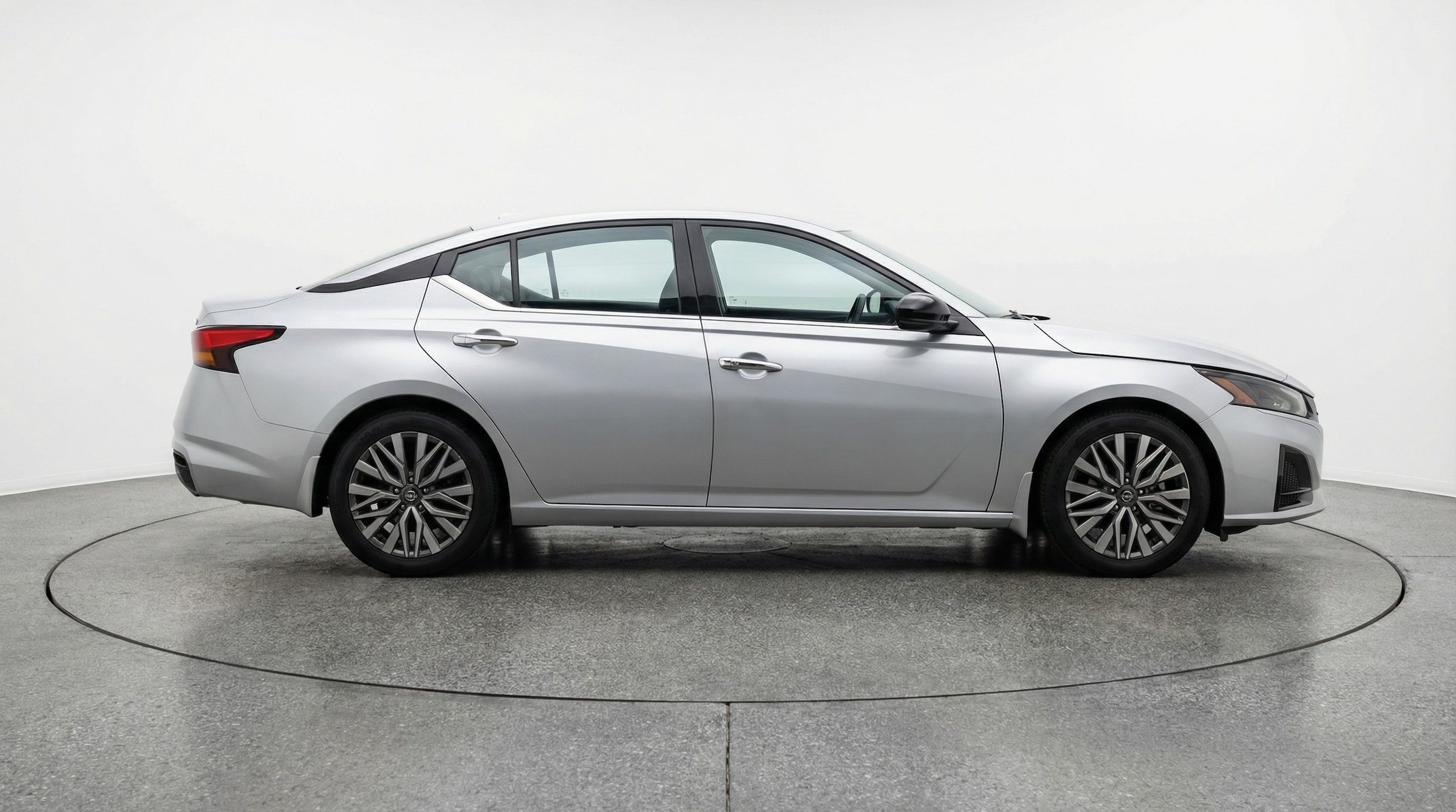 Thumbnail: 2025 Nissan Altima - 8