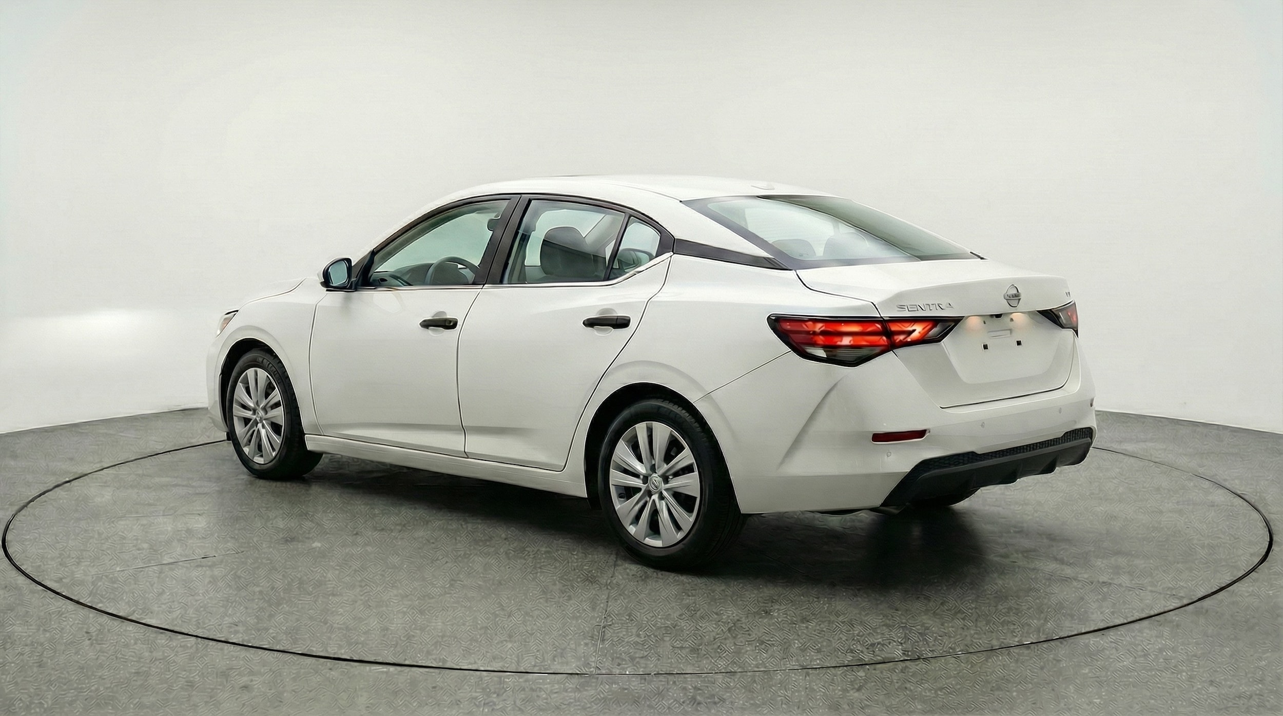 Thumbnail: 2025 Nissan Sentra - 5