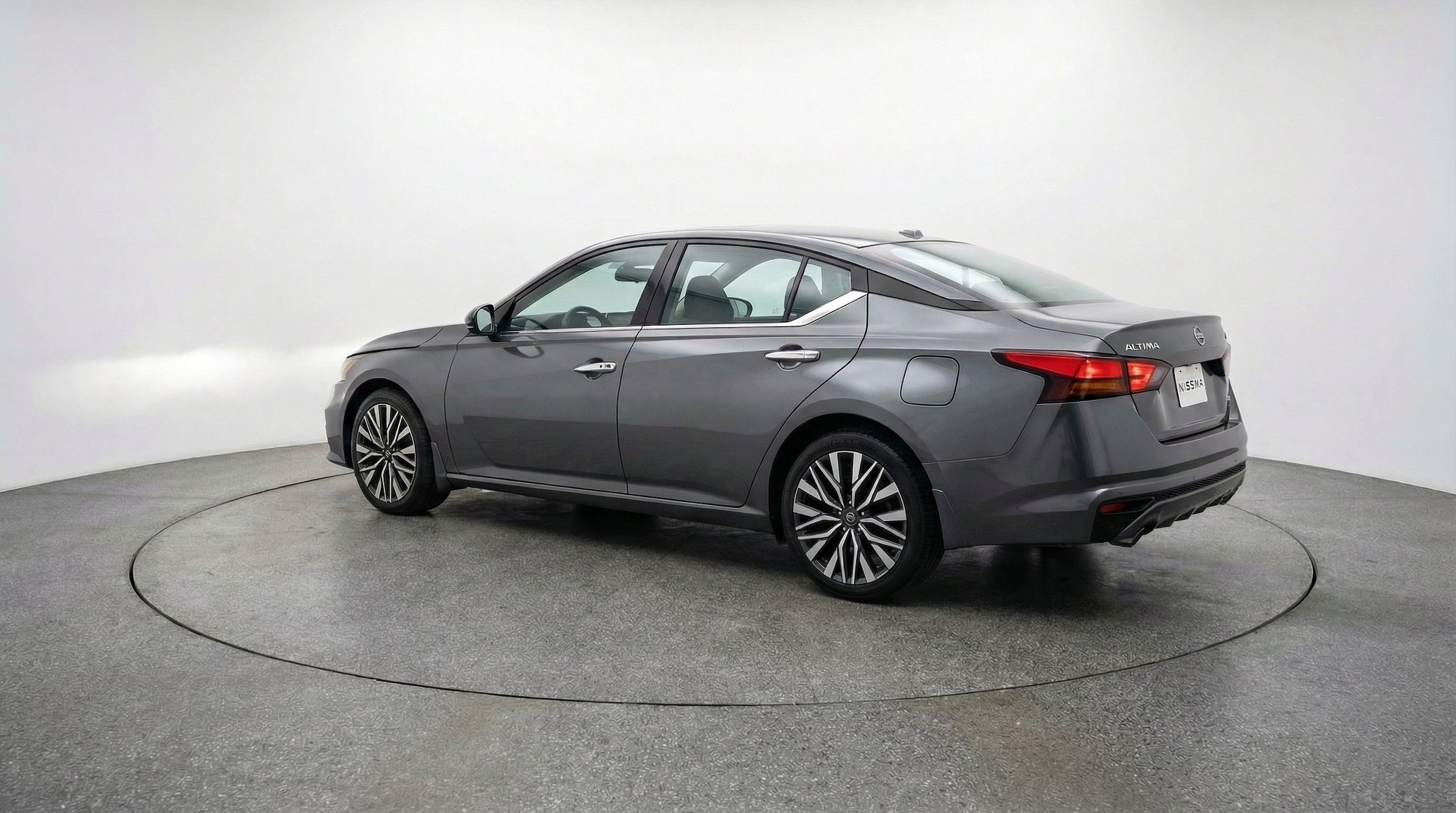 Thumbnail: 2025 Nissan Altima - 6