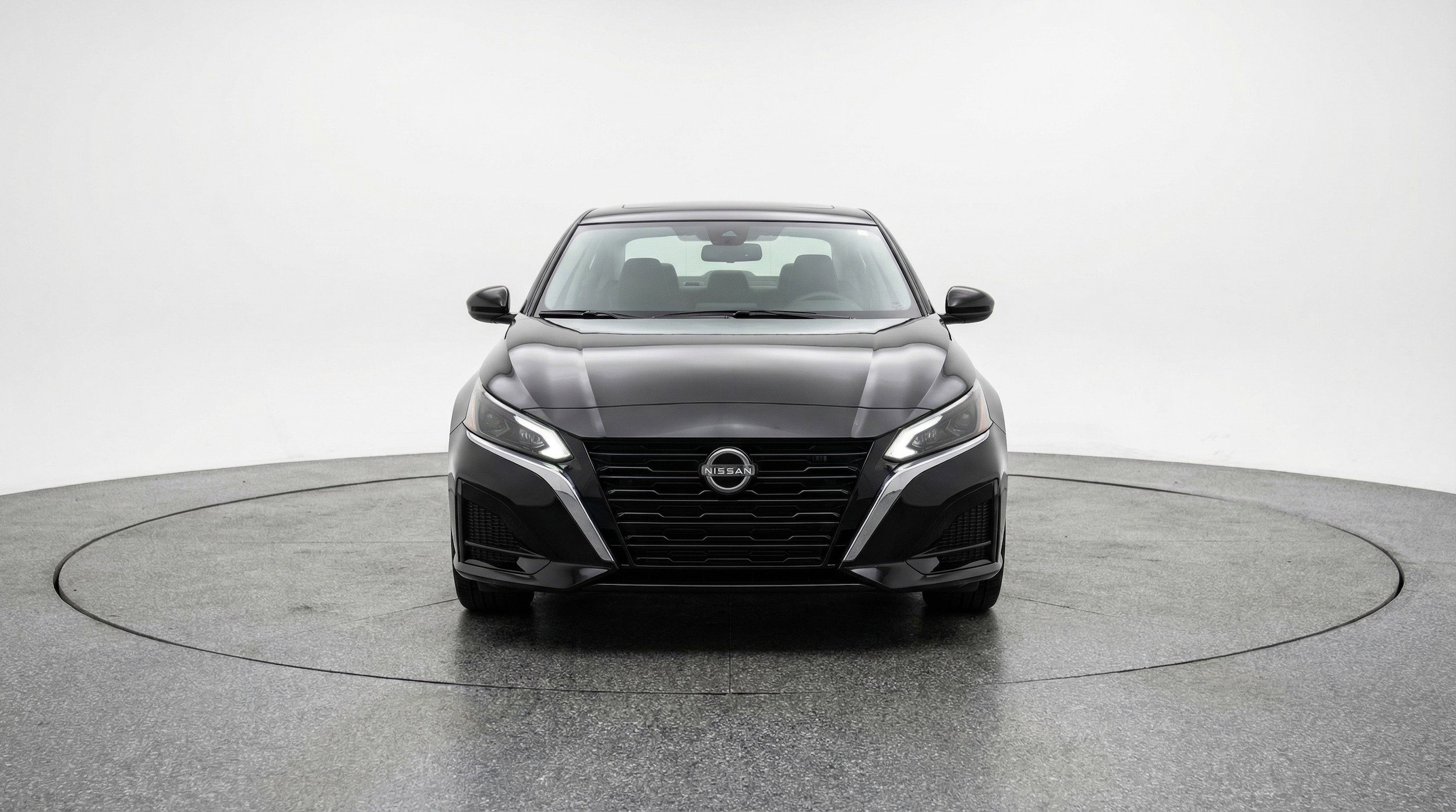 Thumbnail: 2025 Nissan Altima - 2