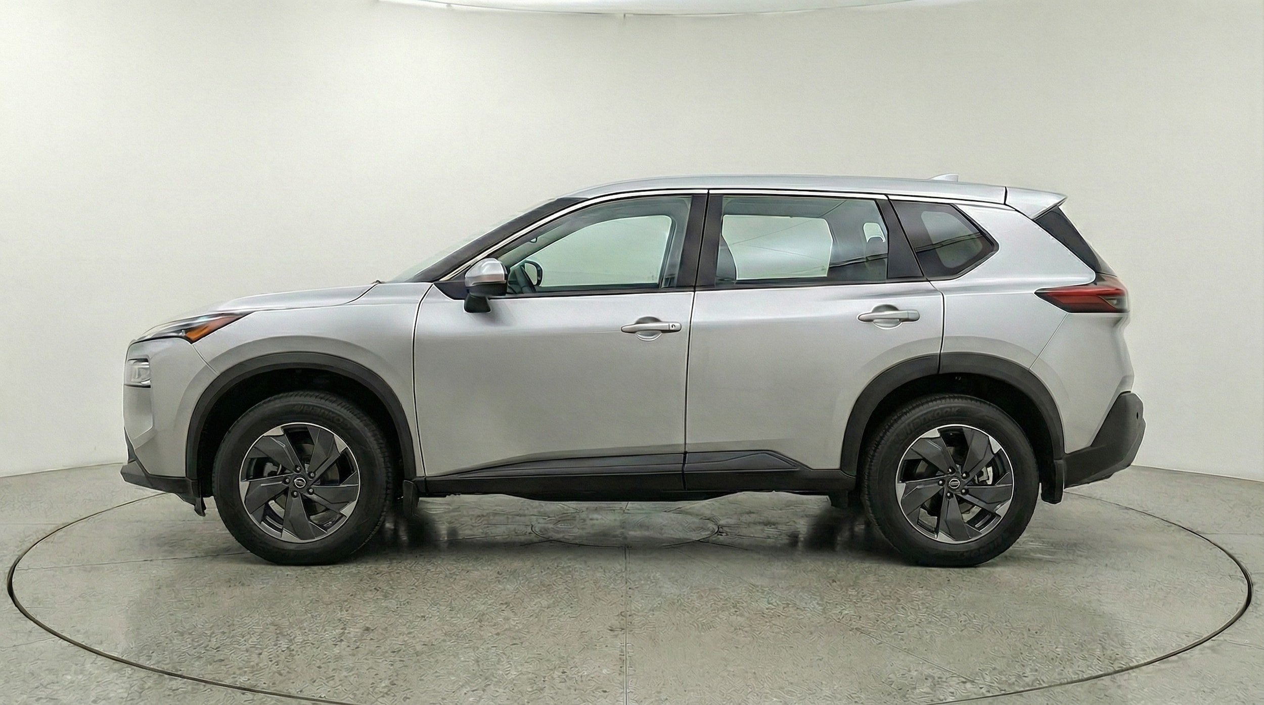 Thumbnail: 2025 Nissan Rogue - 4