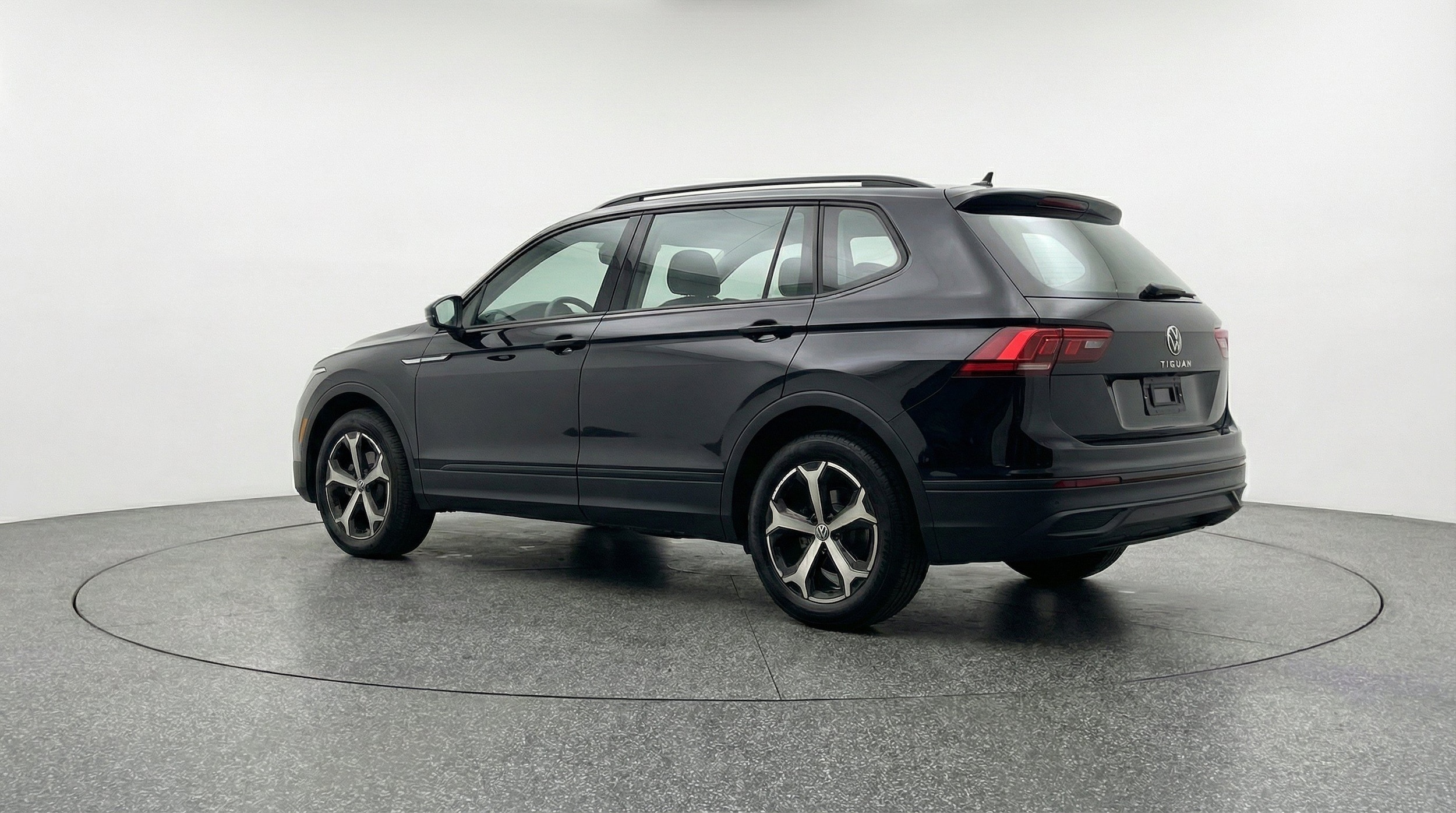 Thumbnail: 2026 Volkswagen Tiguan - 6