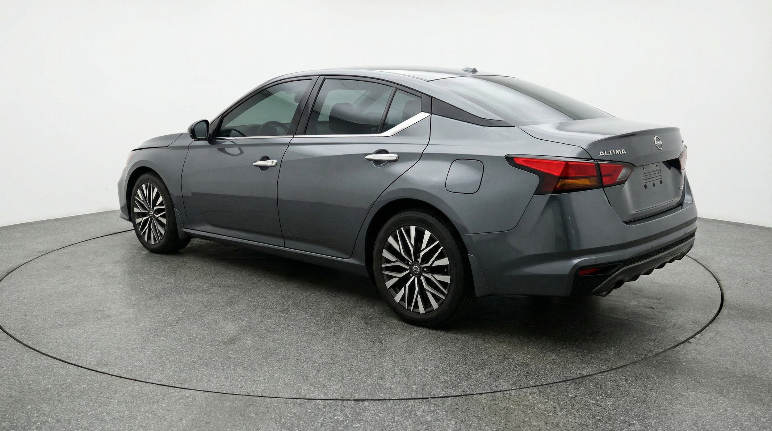 Thumbnail: 2025 Nissan Altima - 6