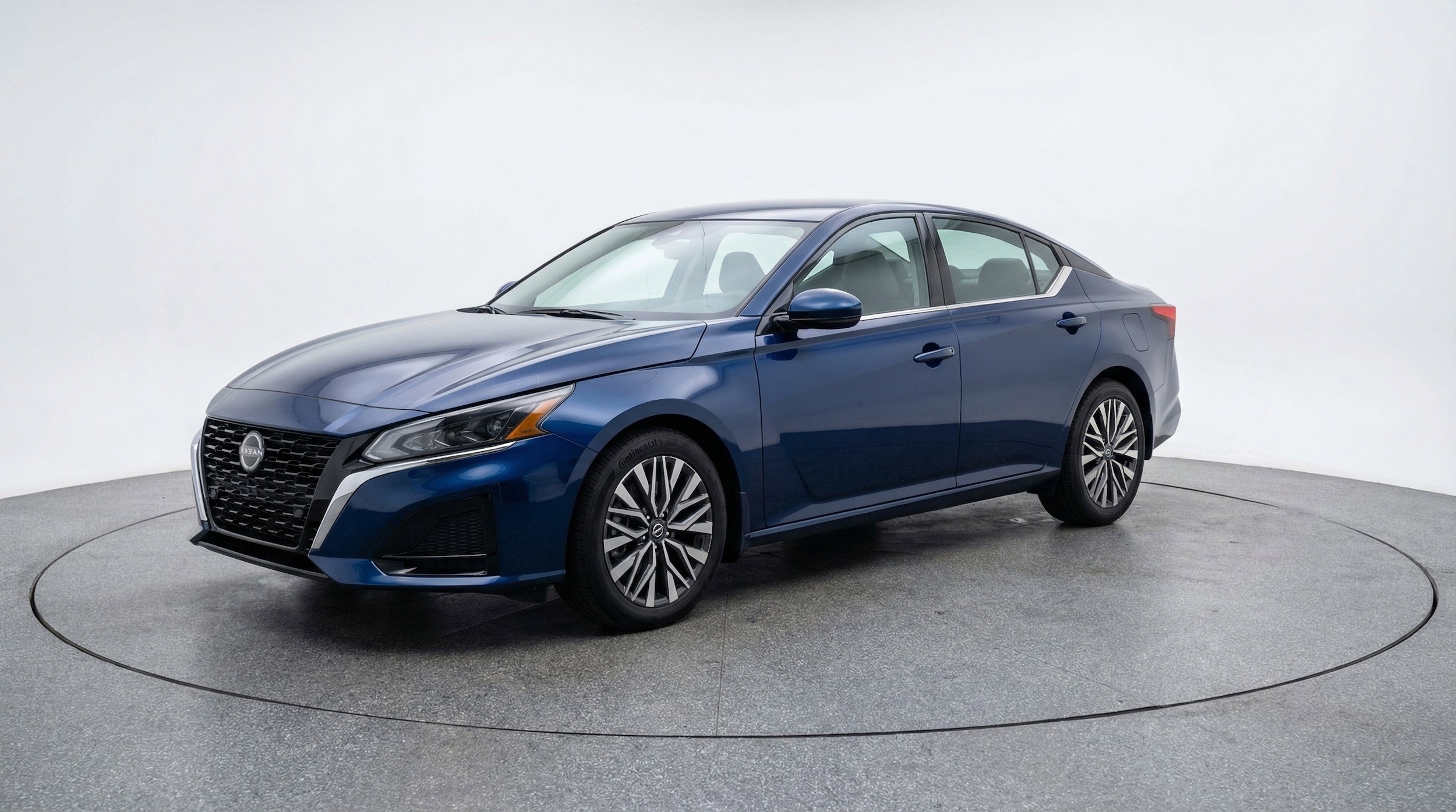 Thumbnail: 2025 Nissan Altima - 3