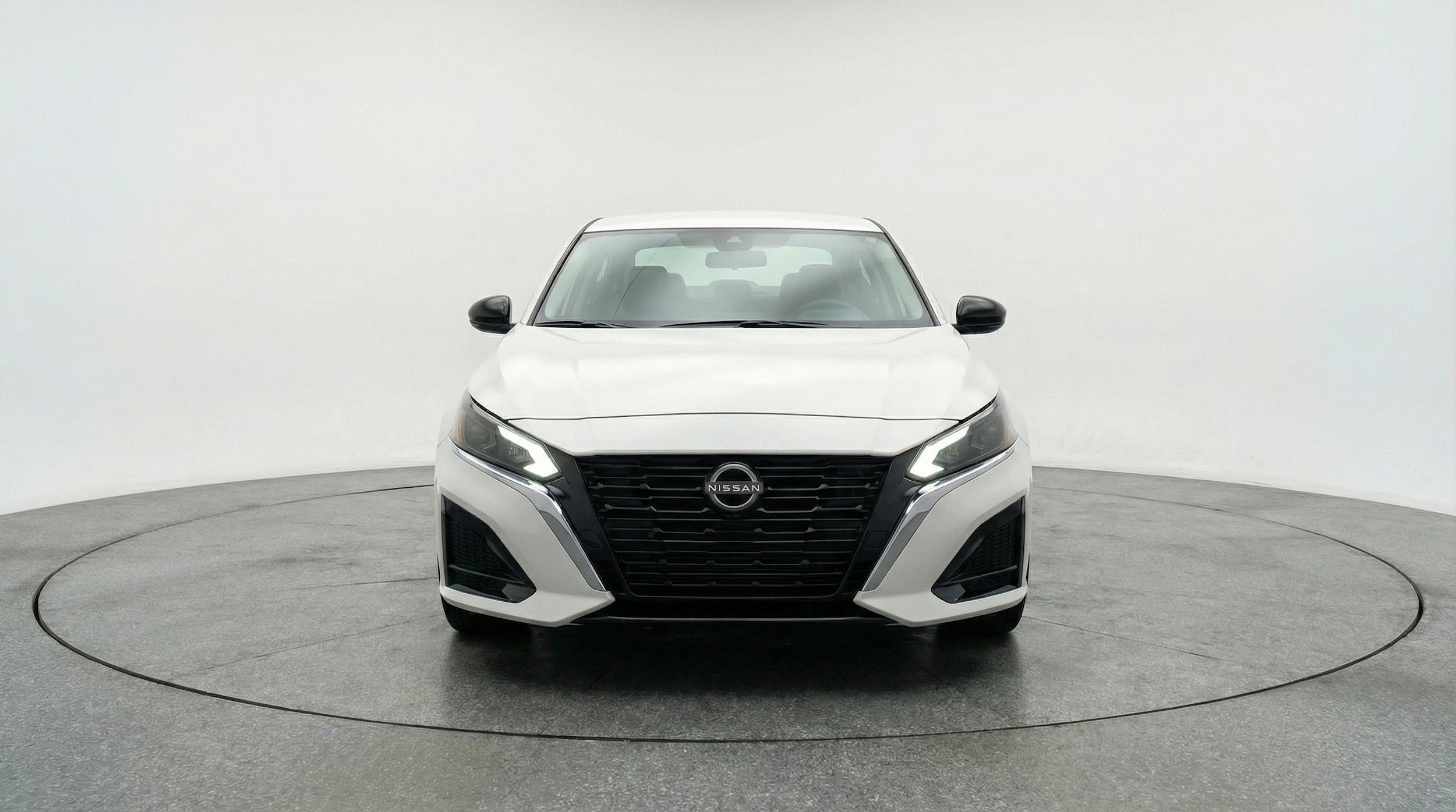 Thumbnail: 2025 Nissan Altima - 2