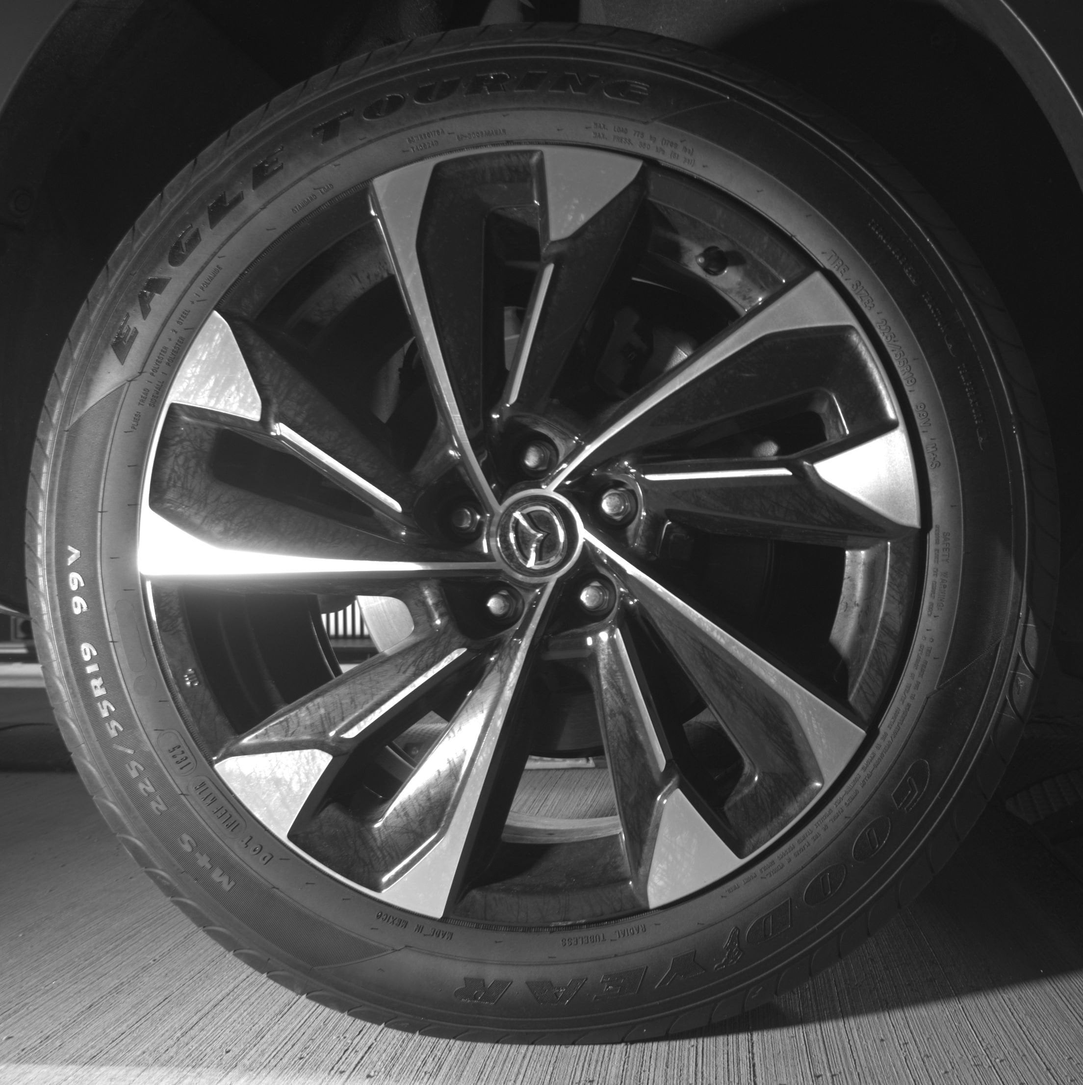 Thumbnail: 2025 Mazda CX-50 - 15