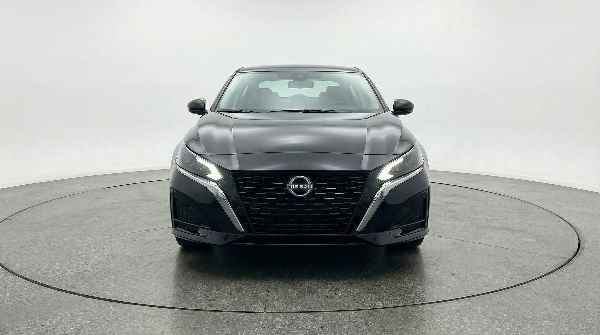 Thumbnail: 2025 Nissan Altima - 2