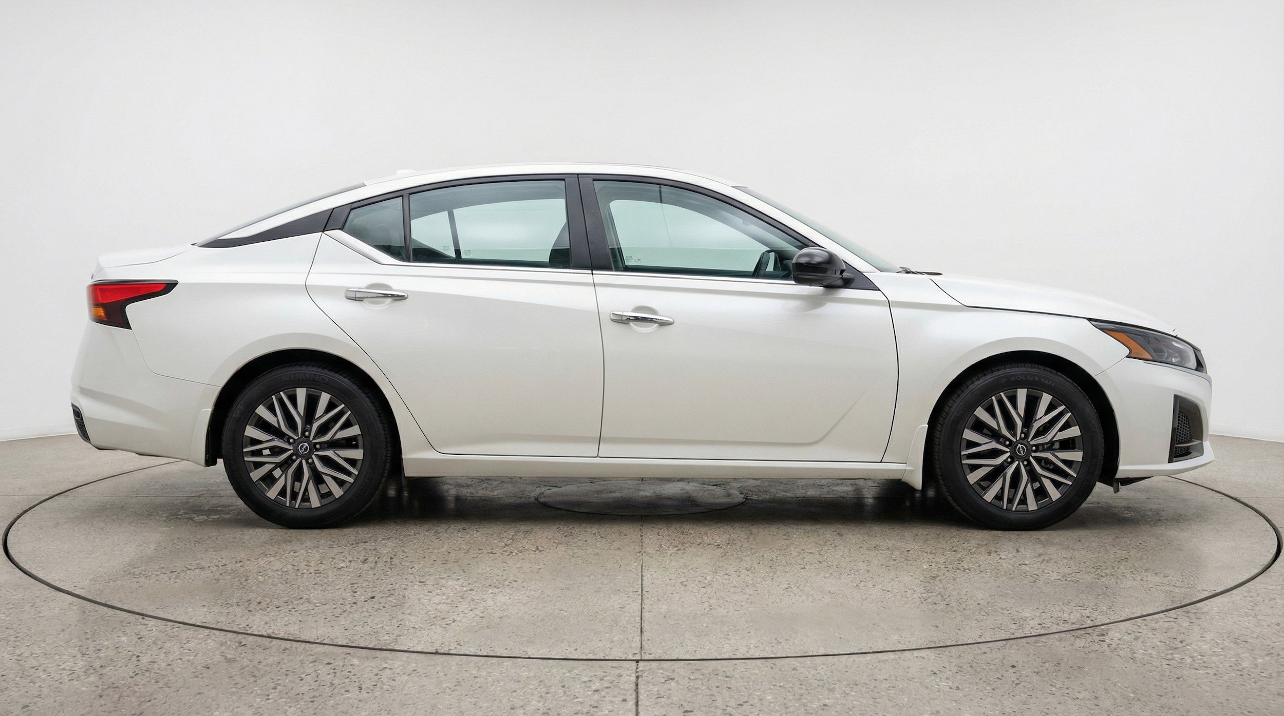 Thumbnail: 2025 Nissan Altima - 11