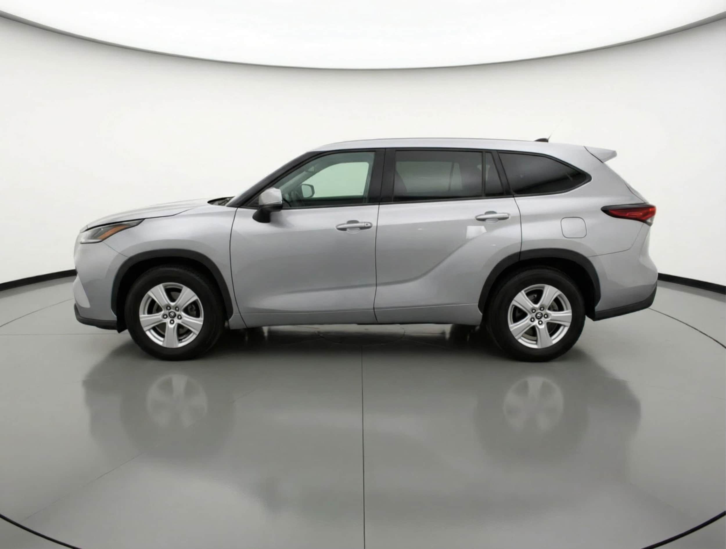 Thumbnail: 2025 Toyota Highlander - 4