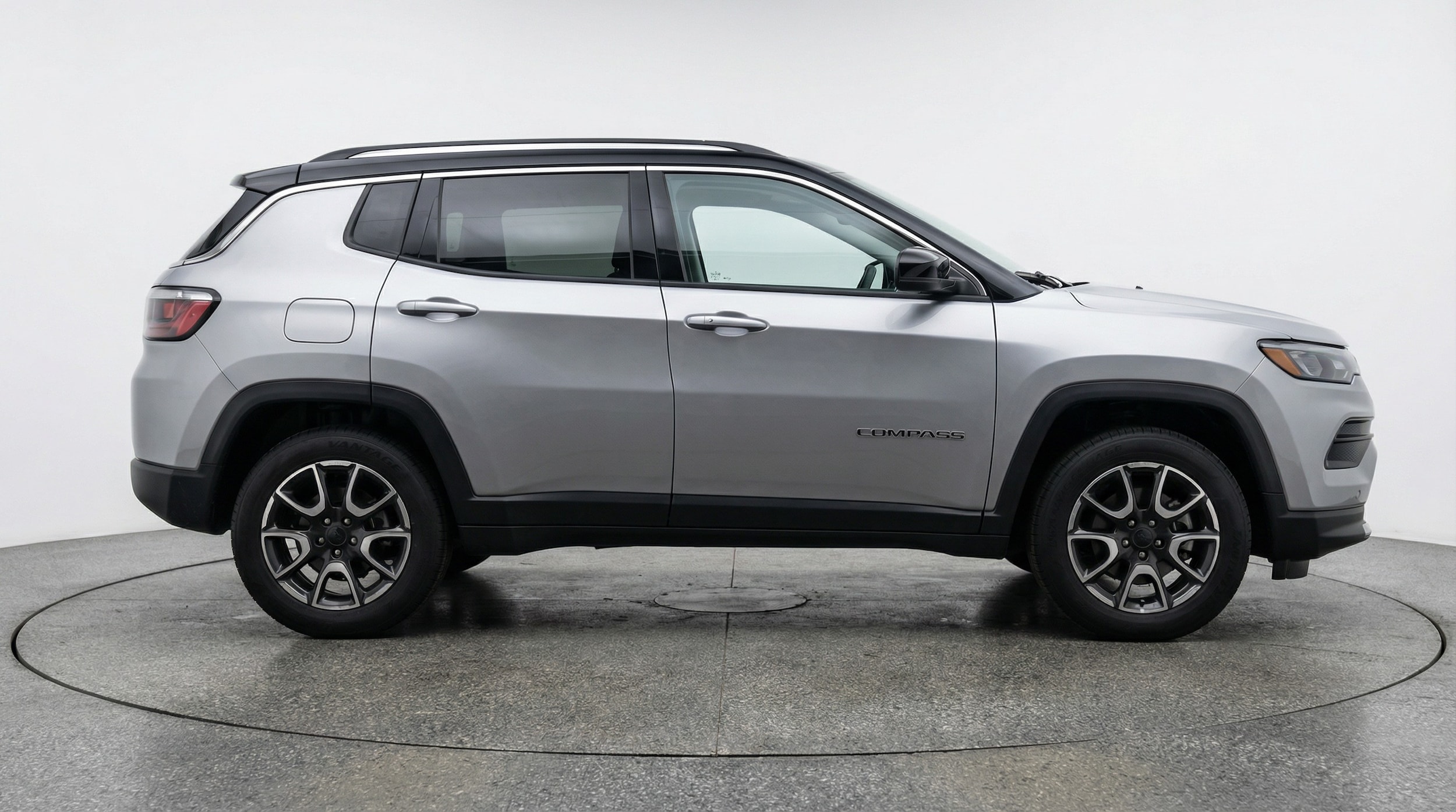 Thumbnail: 2025 Jeep Compass - 8